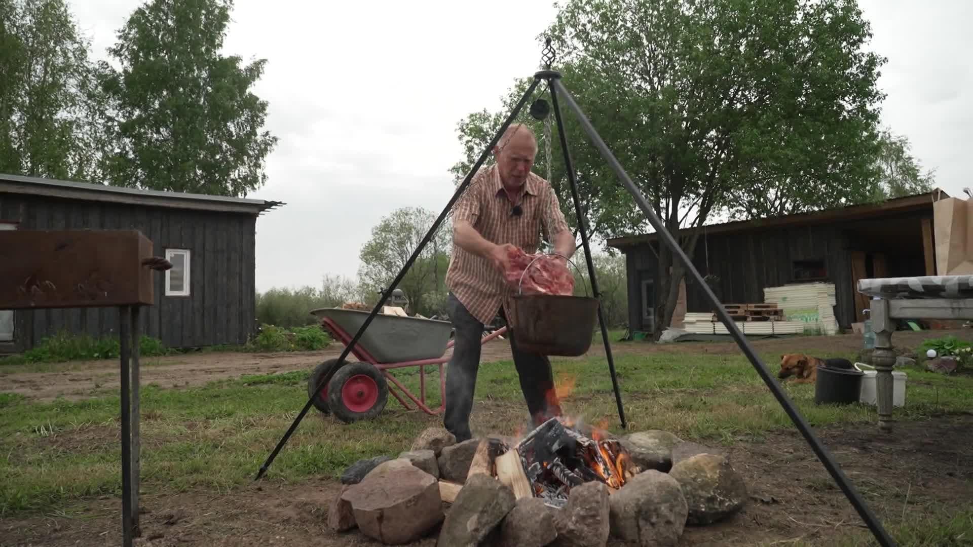 Vakariņš ar savējiem