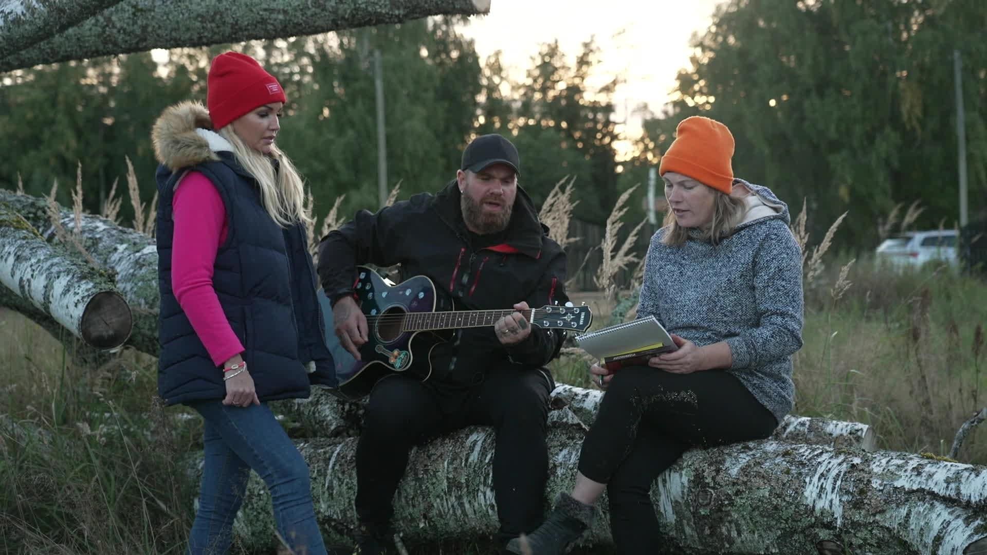 Slavenības. Bez filtra