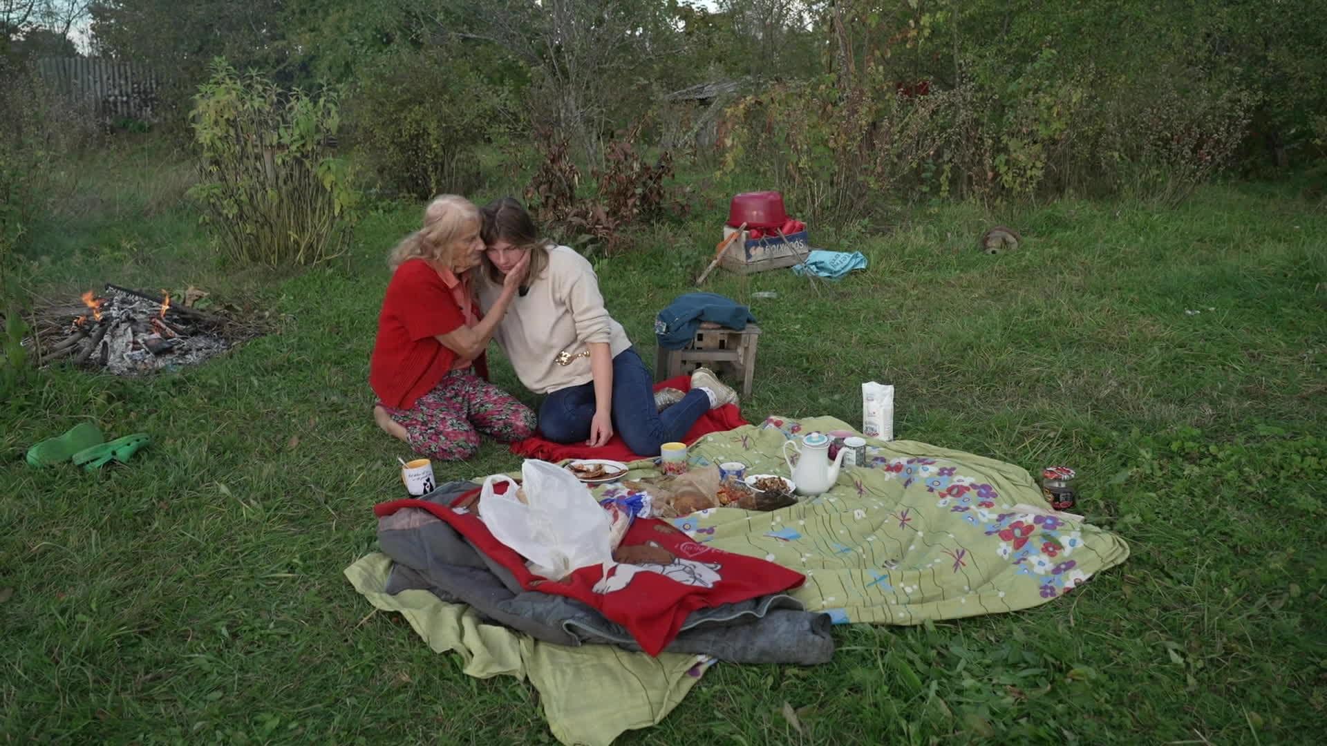 Slavenības. Bez filtra