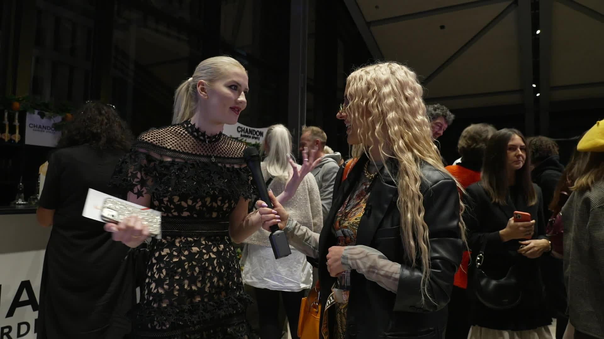 Slavenības. Bez filtra