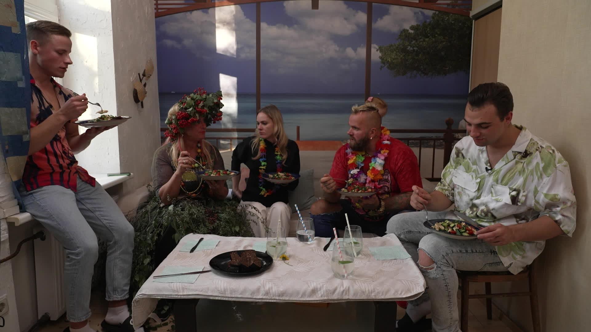 Vakariņš ar savējiem