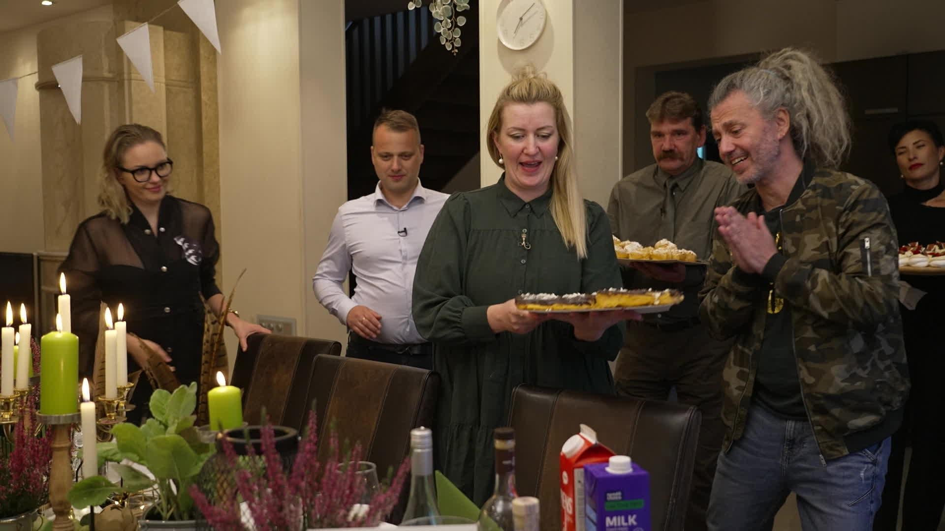 Vakariņš ar savējiem