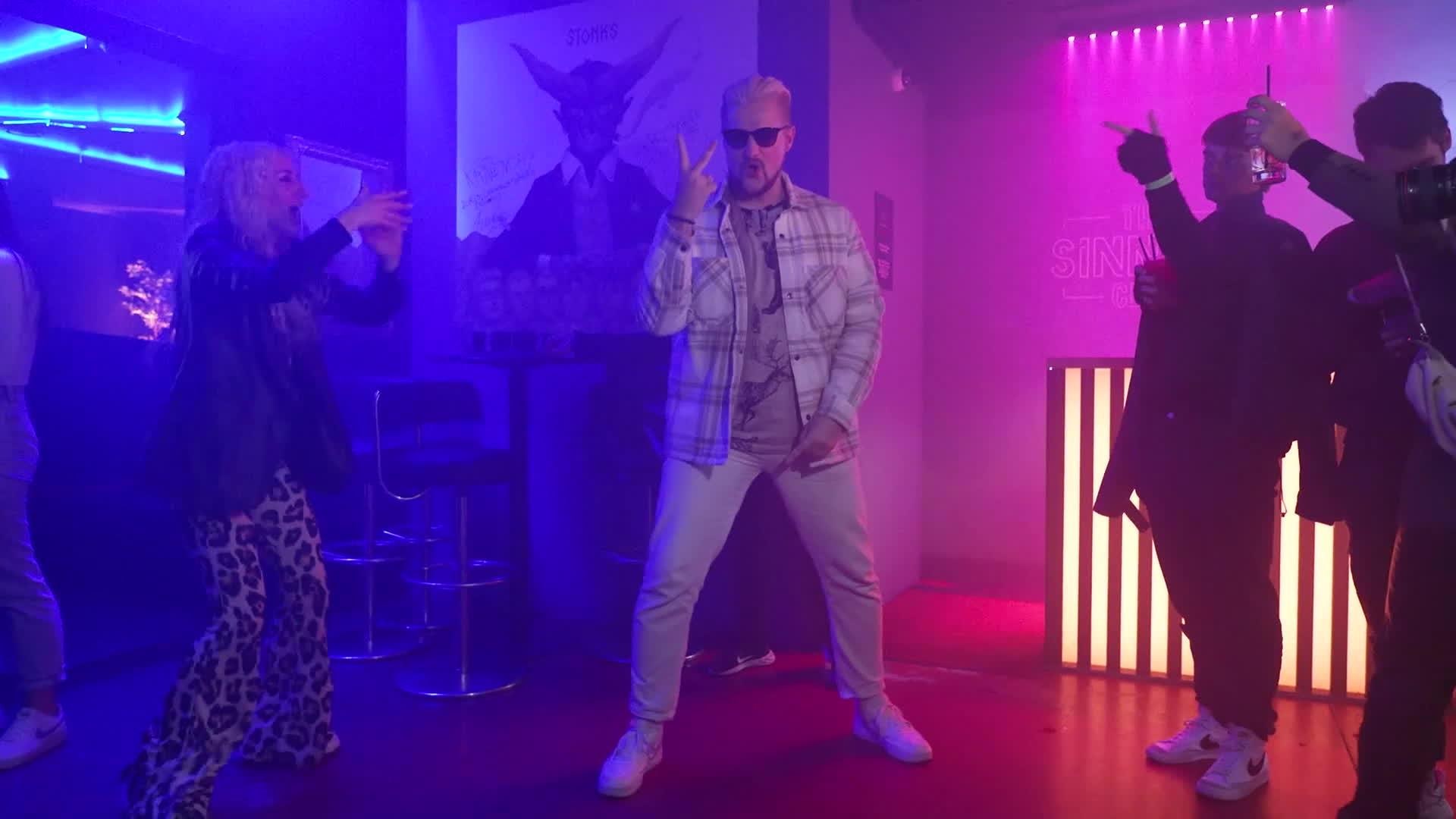 Slavenības. Bez filtra