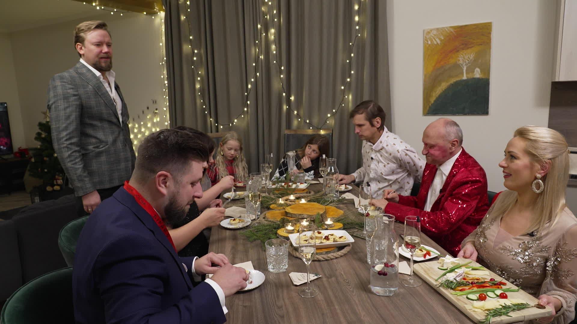 Vakariņš ar savējiem