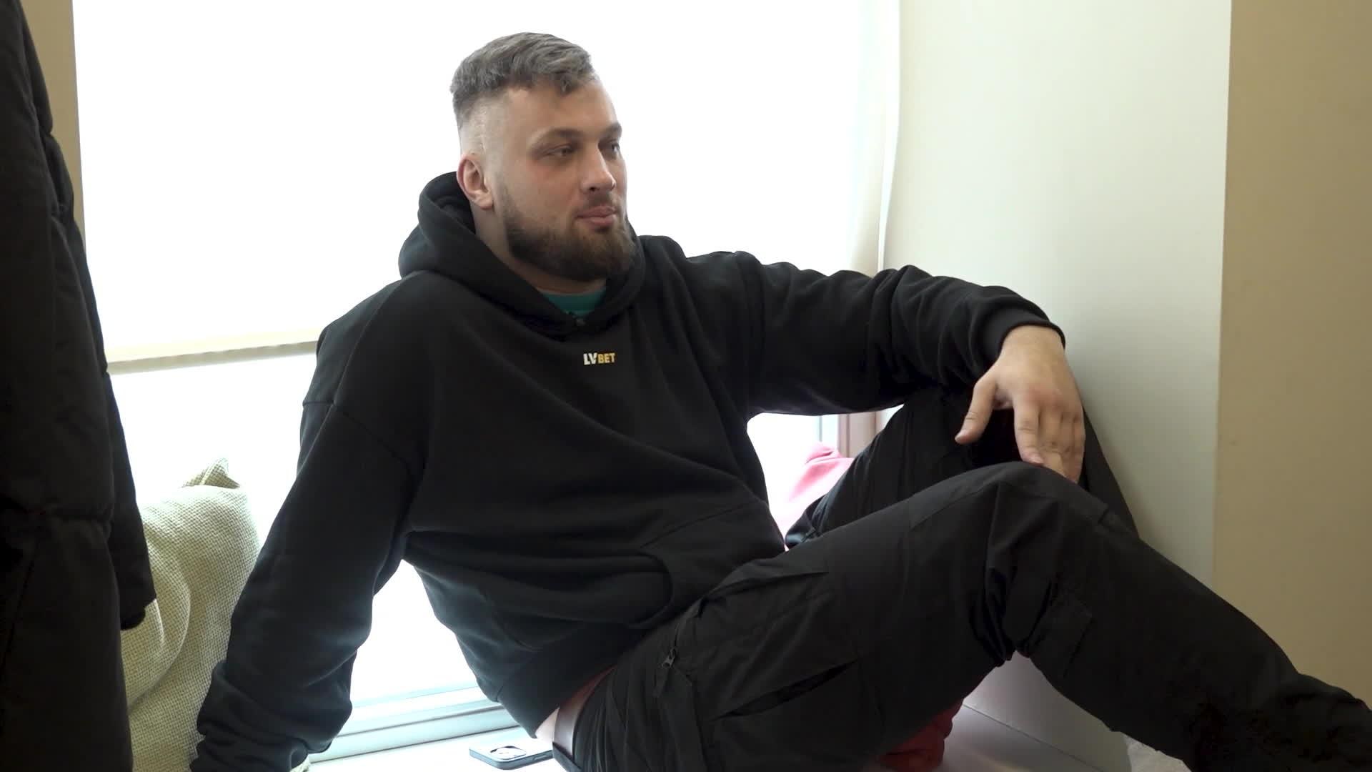 Slavenības. Bez filtra