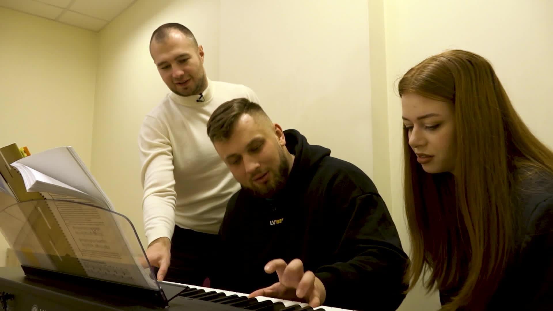 Slavenības. Bez filtra