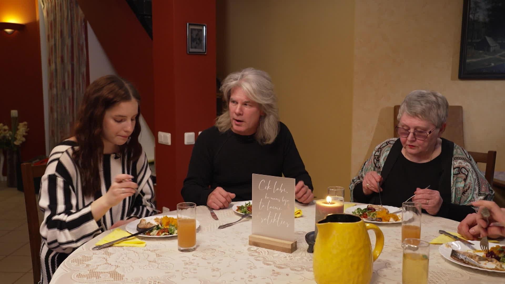 Vakariņš ar savējiem