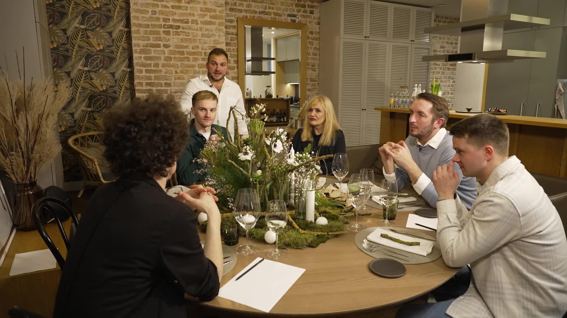 Vakariņš ar savējiem