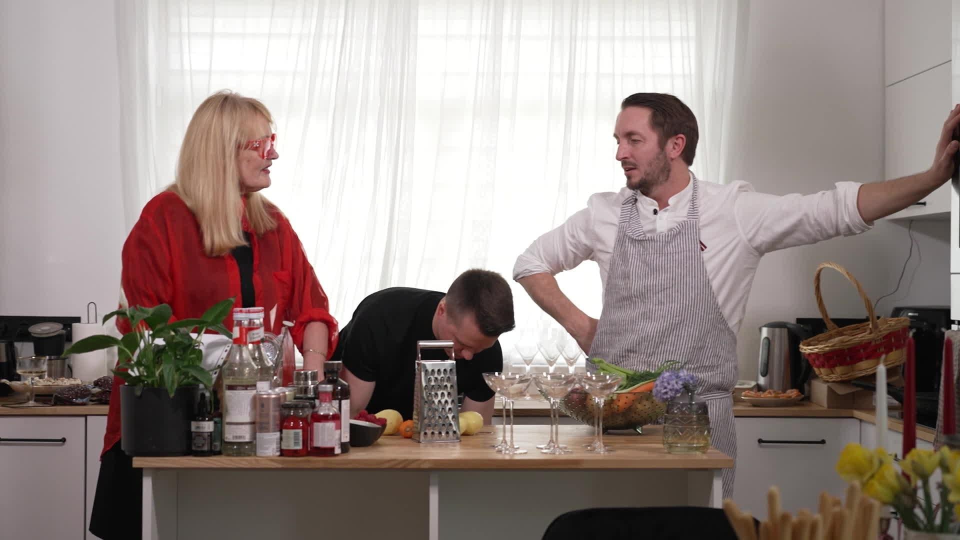 Vakariņš ar savējiem