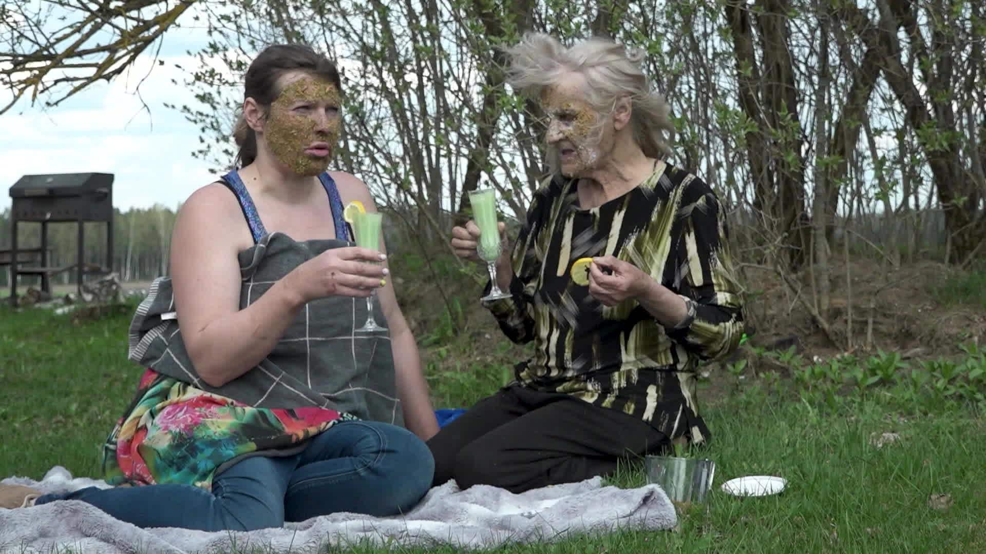 Slavenības. Bez filtra