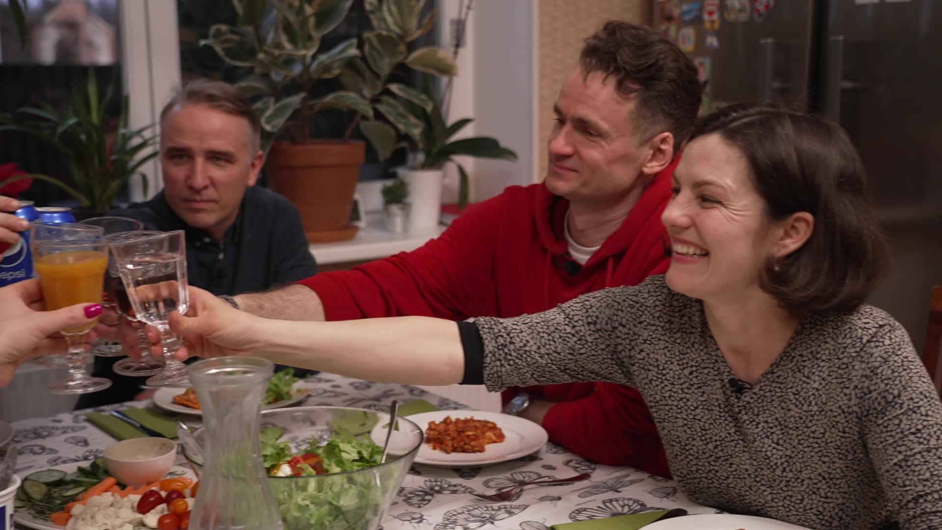 Vakariņš ar savējiem