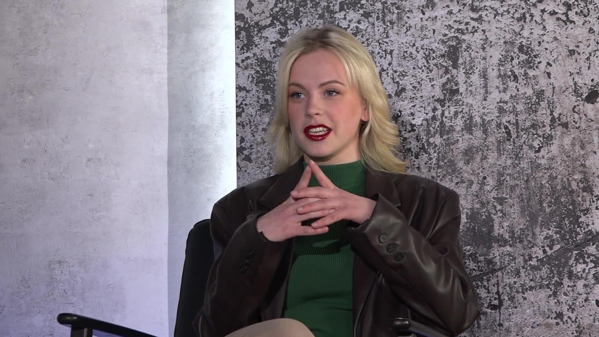 Kivičs. Tieši un atklāti