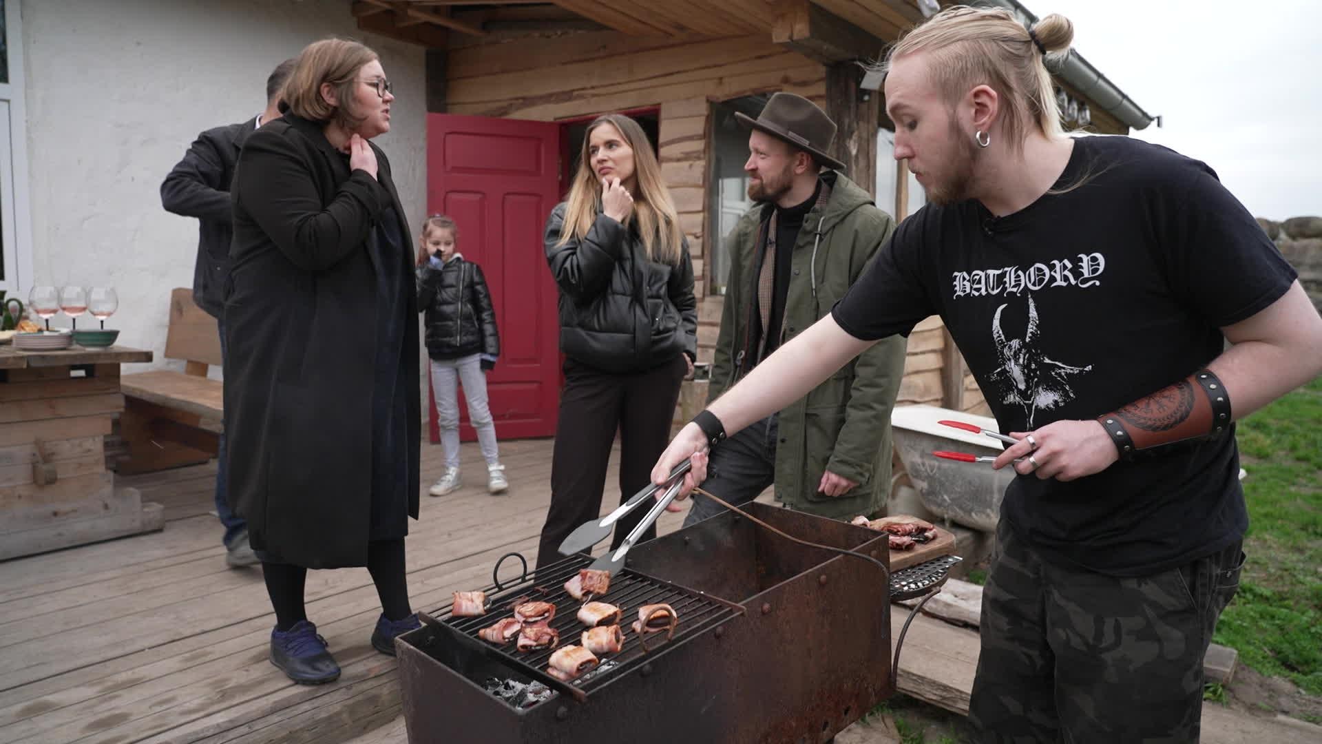 Vakariņš ar savējiem