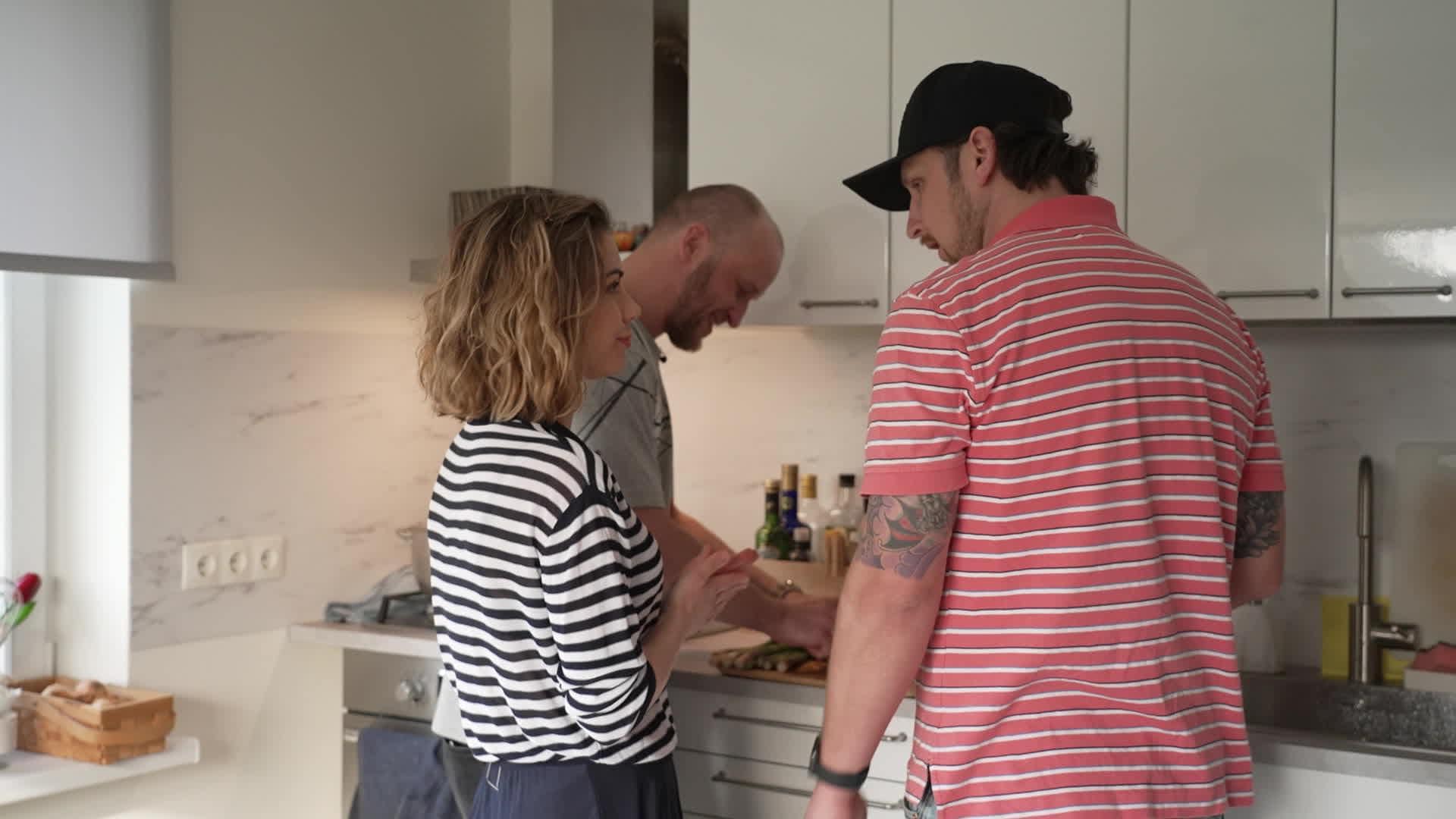 Vakariņš ar savējiem