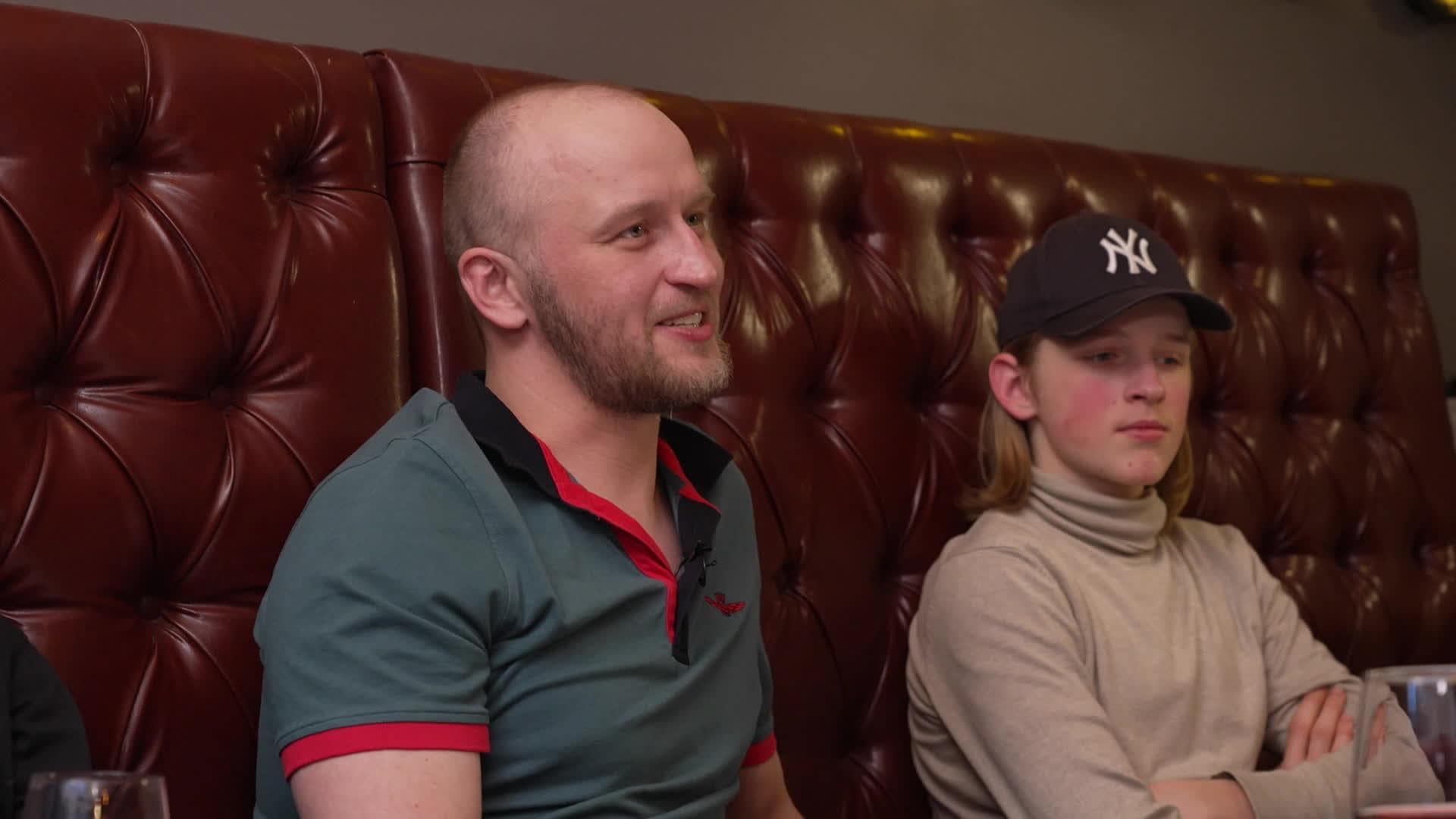 Vakariņš ar savējiem