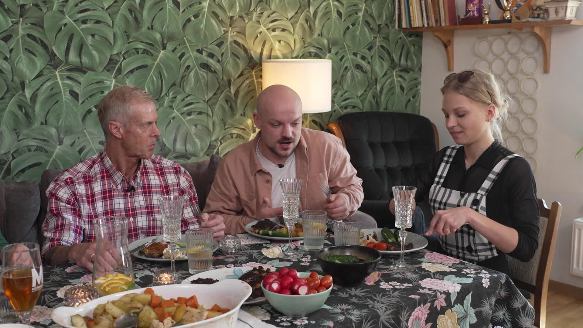 Vakariņš ar savējiem