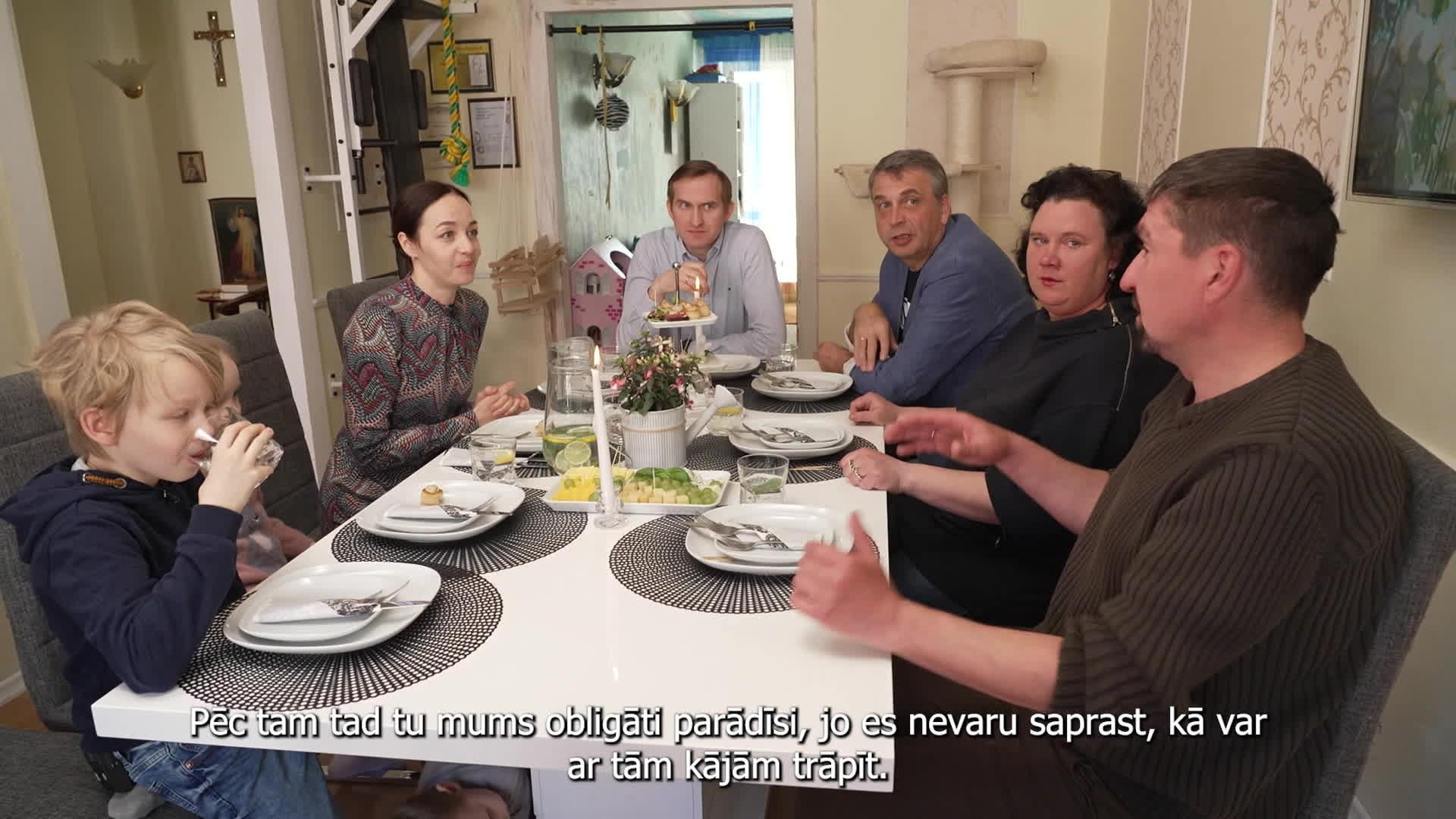 Vakariņš ar savējiem