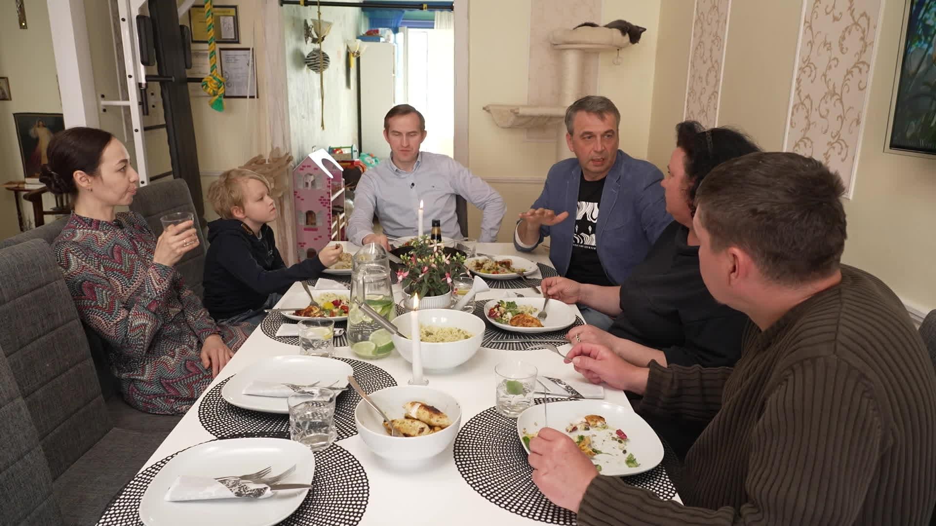 Vakariņš ar savējiem