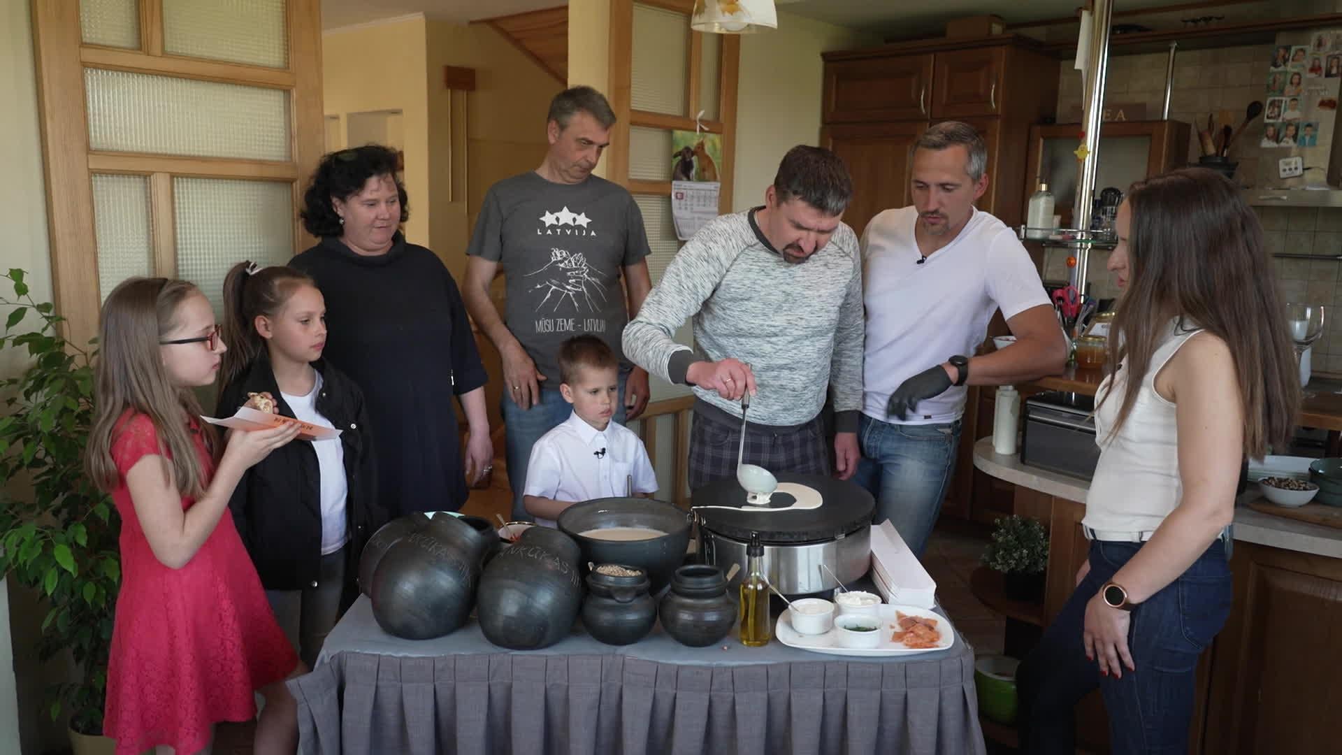 Vakariņš ar savējiem