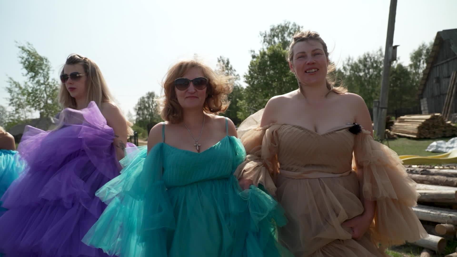 Slavenības. Bez filtra