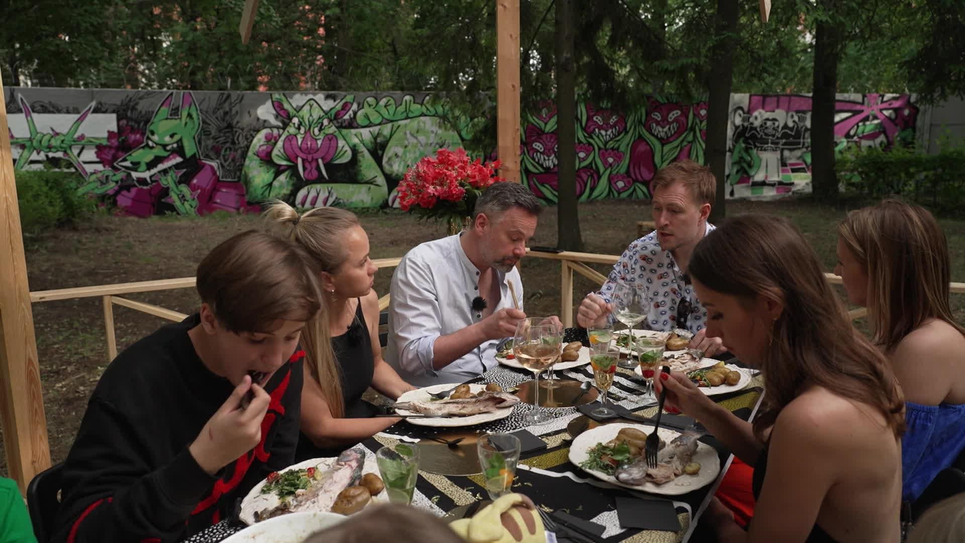 Vakariņš ar savējiem