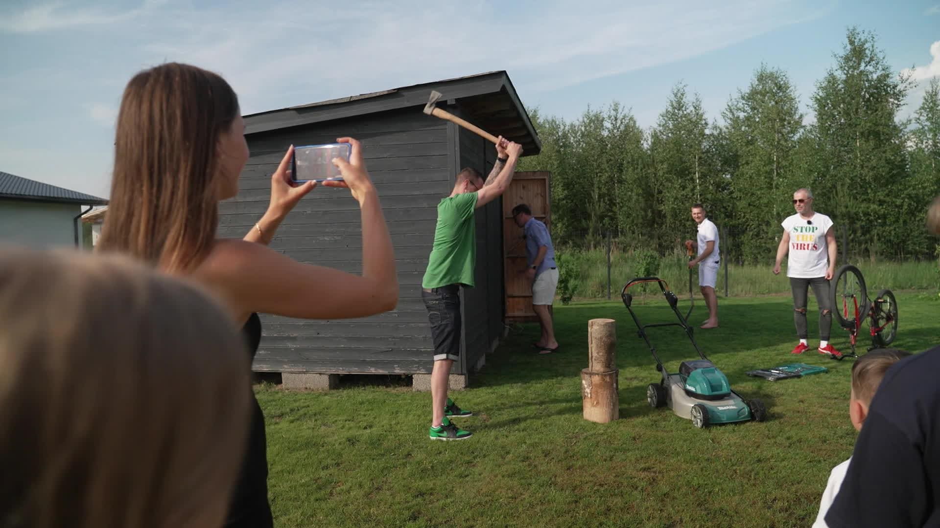 Vakariņš ar savējiem