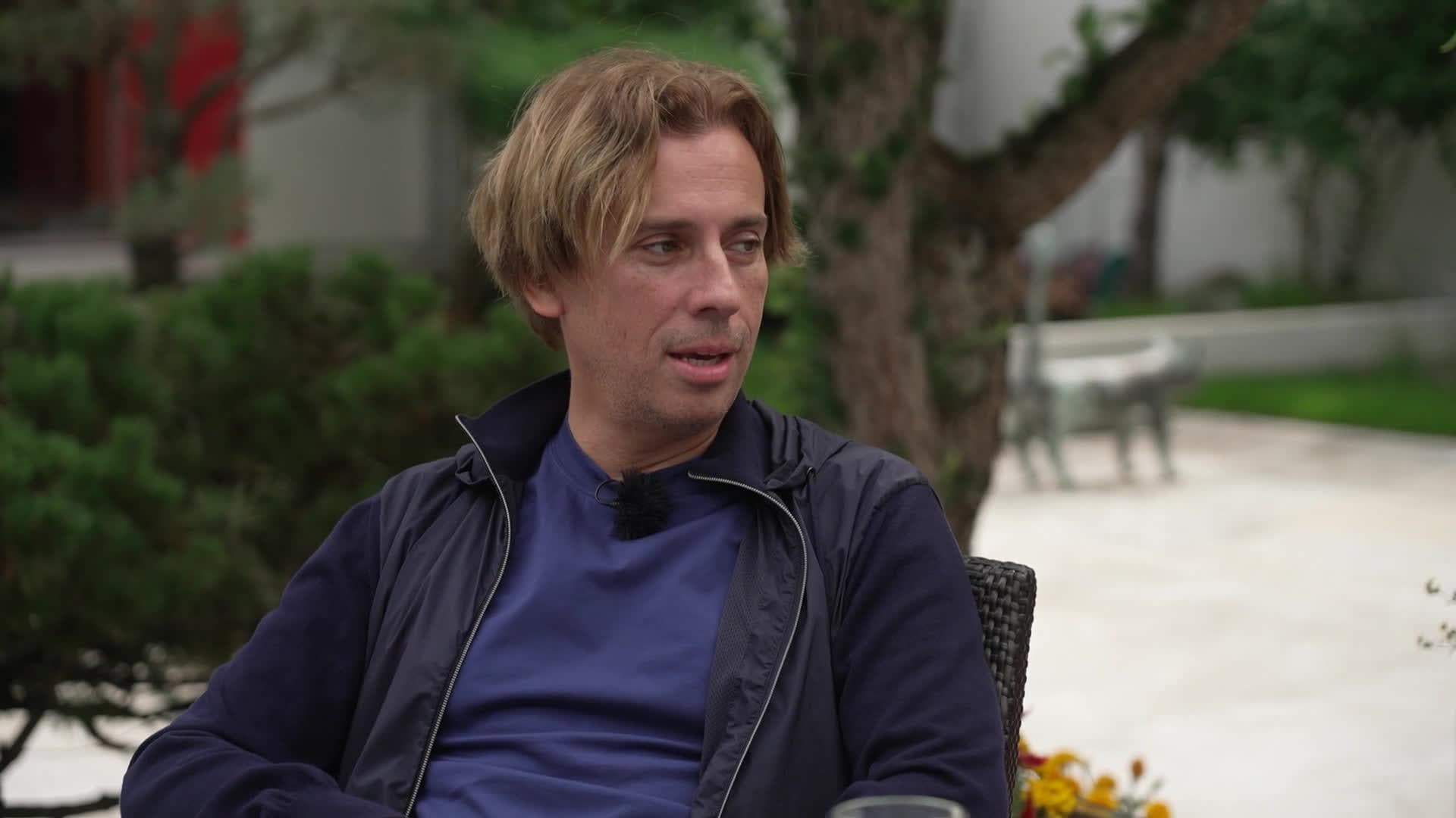 Slavenības. Bez filtra