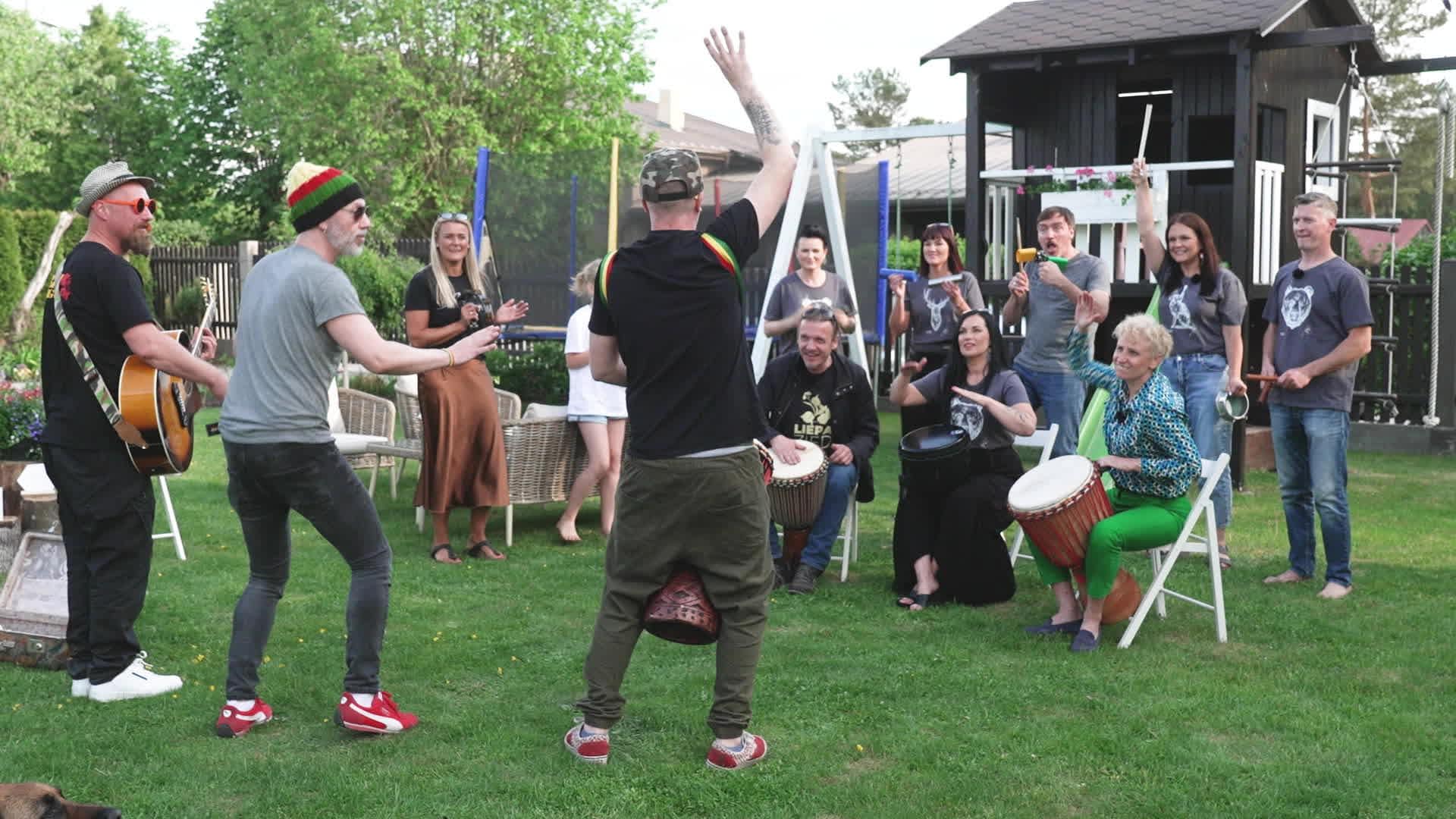 Vakariņš ar savējiem