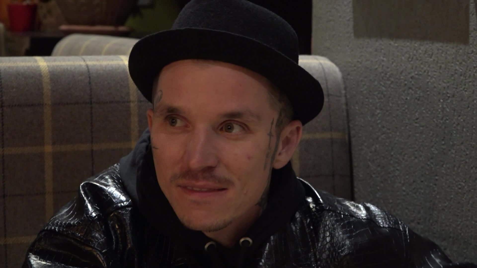 Slavenības. Bez filtra