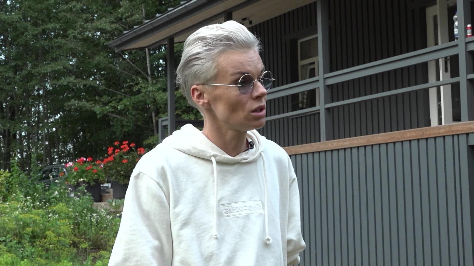 Slavenības. Bez filtra