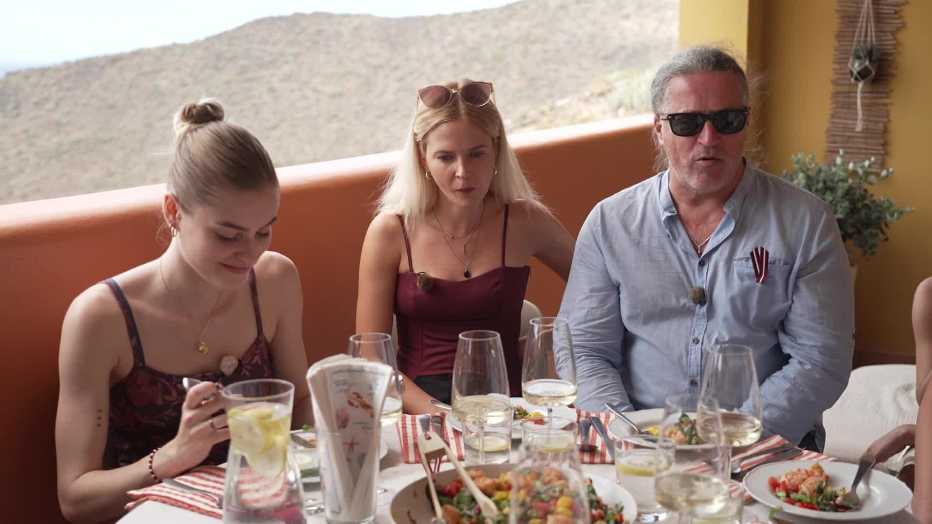 Vakariņš ar savējiem