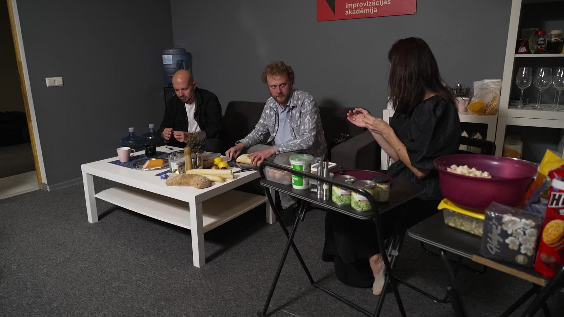 Vakariņš ar savējiem