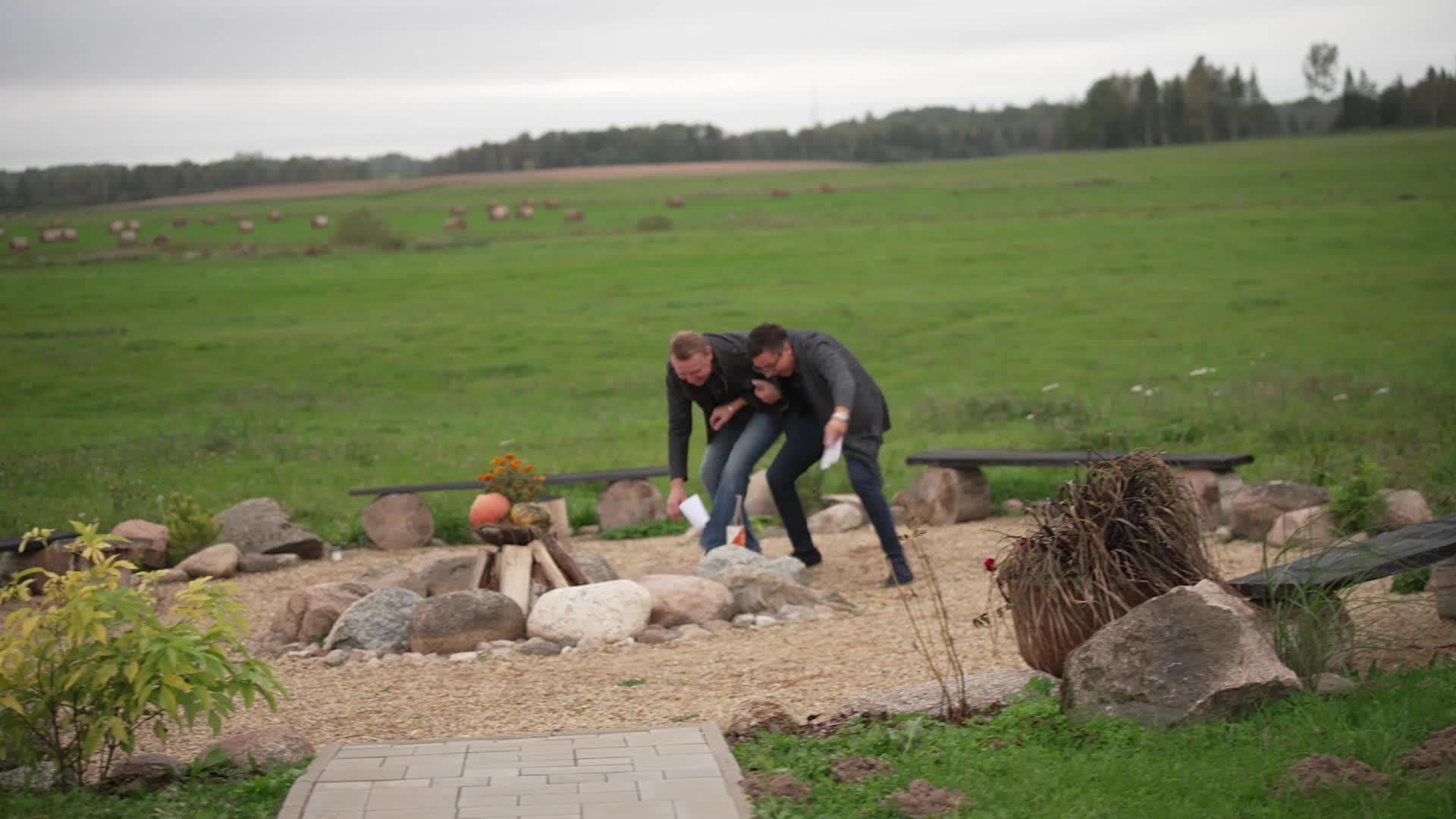 Vakariņš ar savējiem