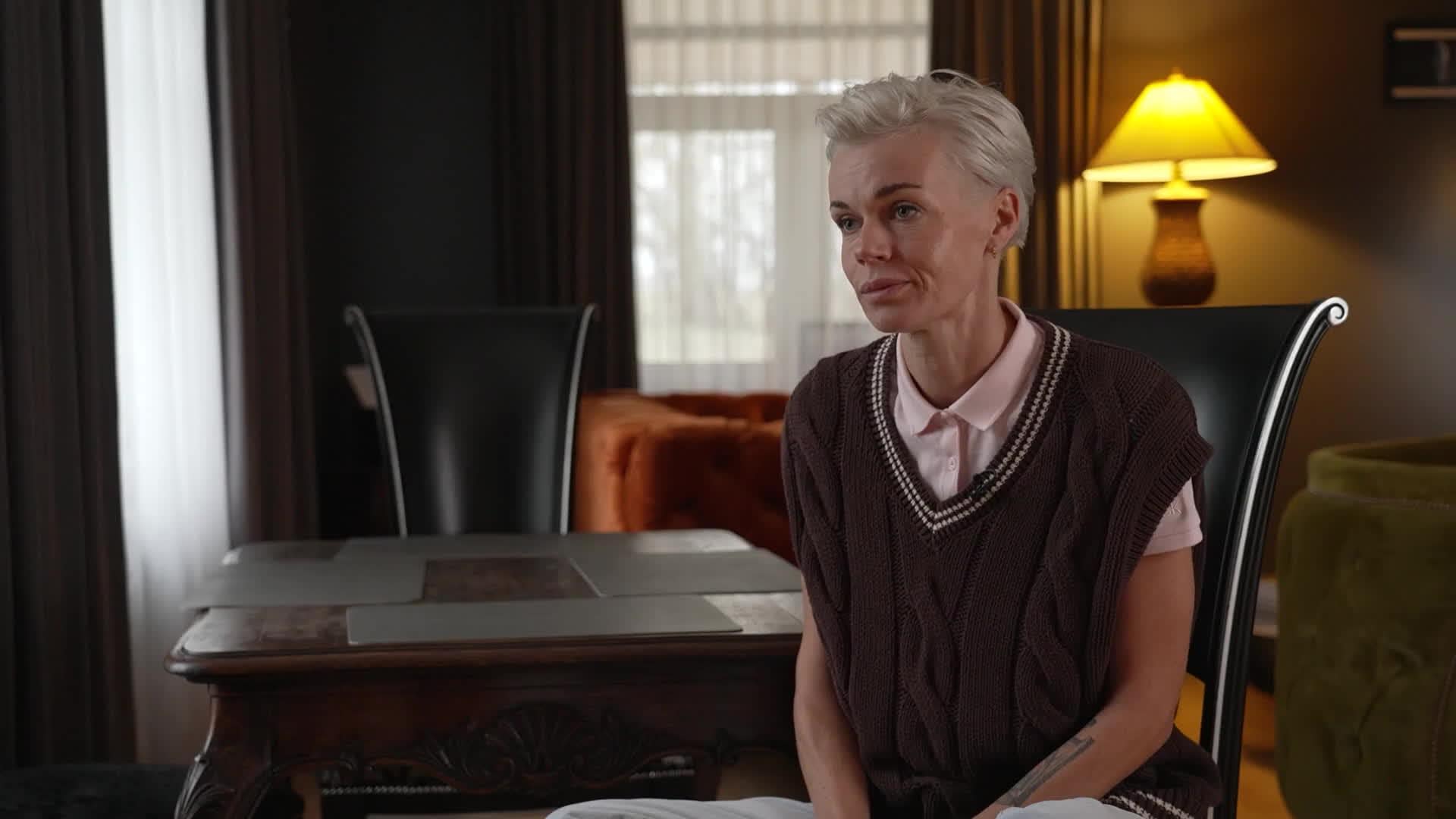 Slavenības. Bez filtra