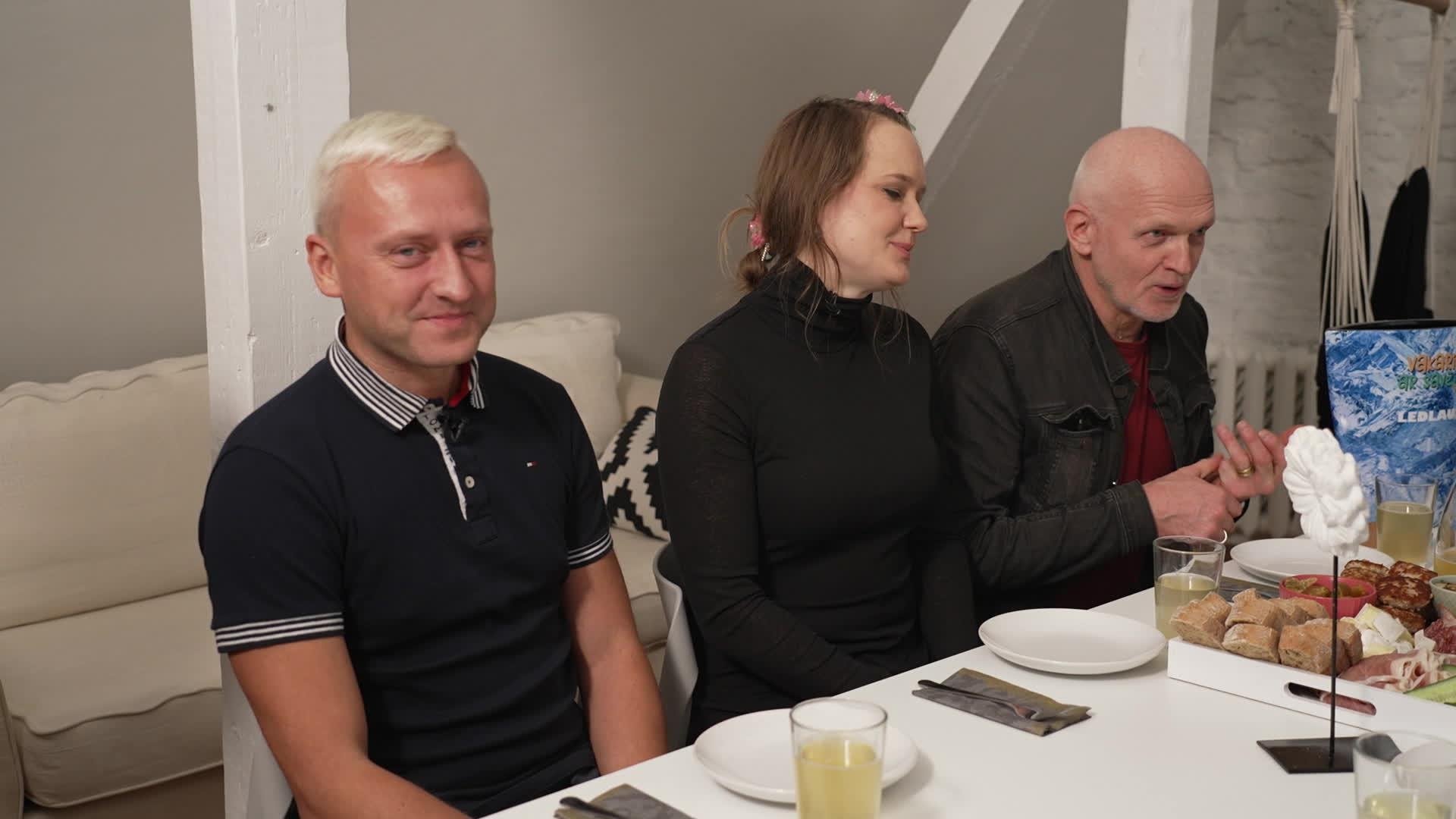 Vakariņš ar savējiem