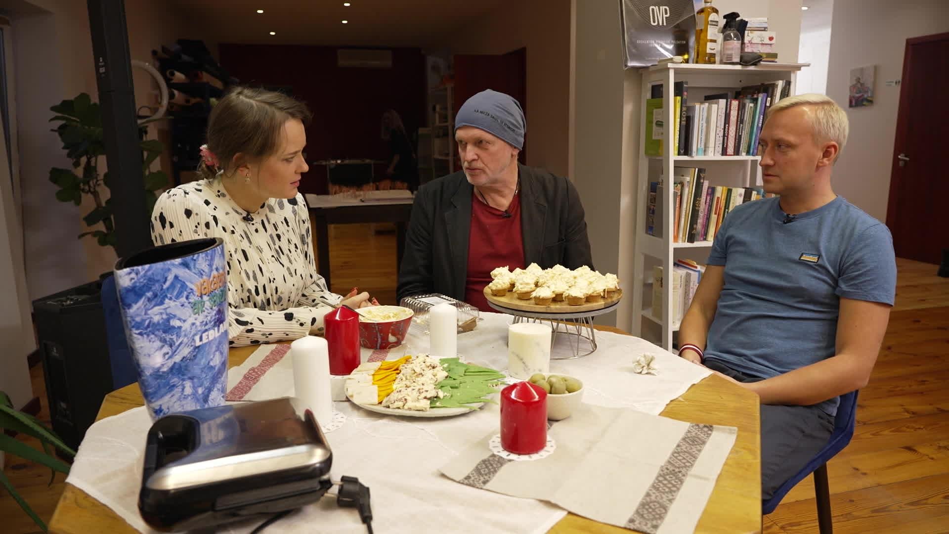 Vakariņš ar savējiem