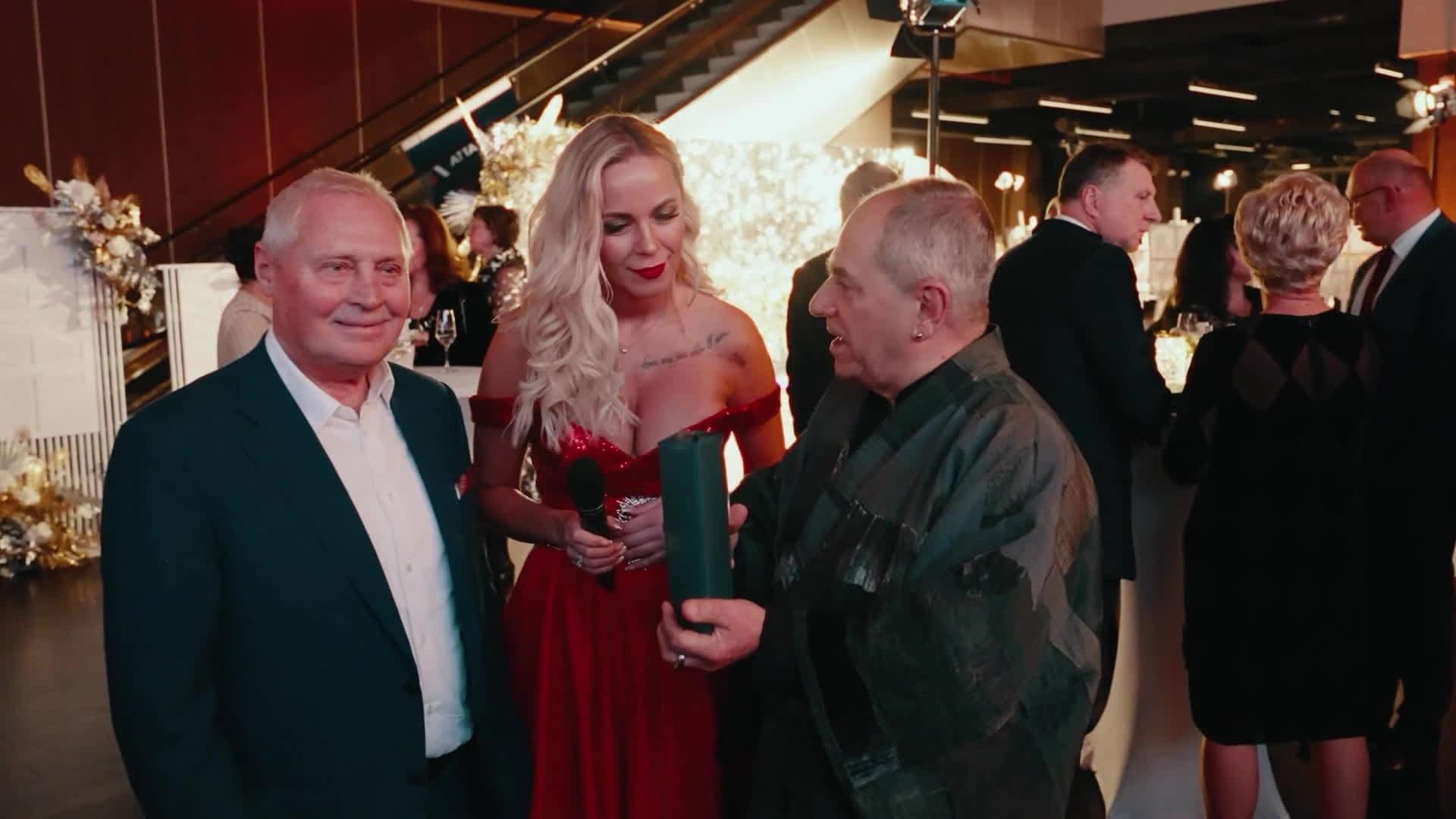 Slavenības. Bez filtra