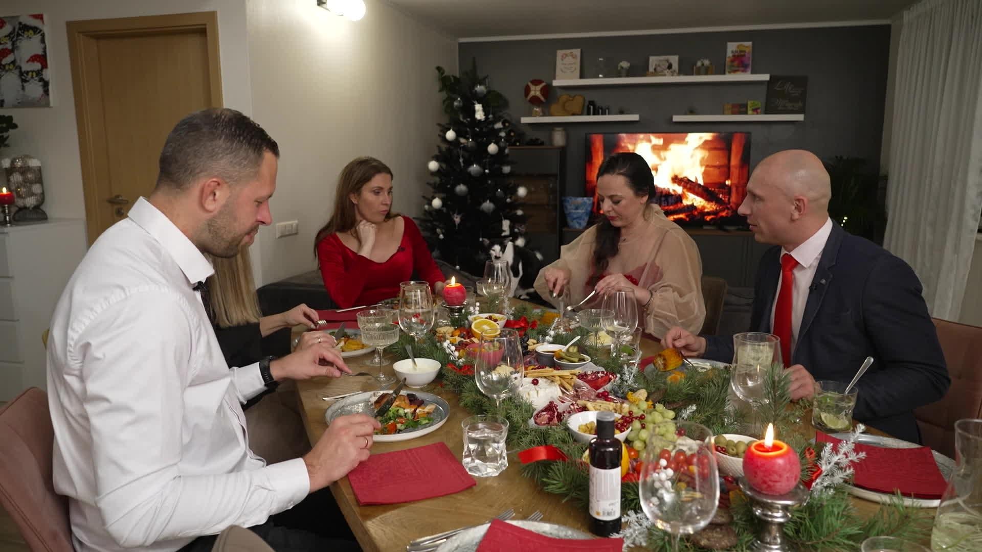 Vakariņš ar savējiem