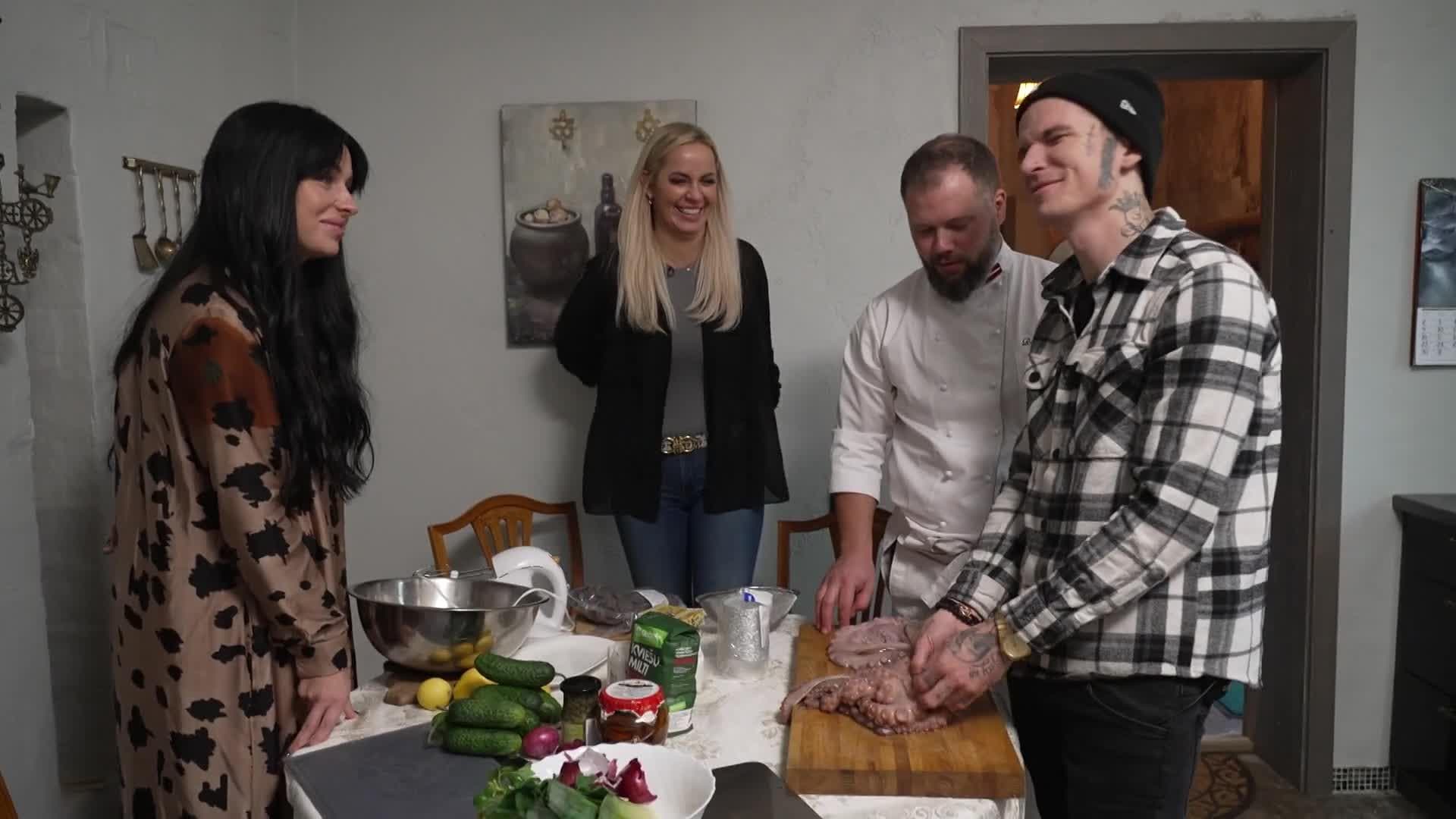 Vakariņš ar savējiem