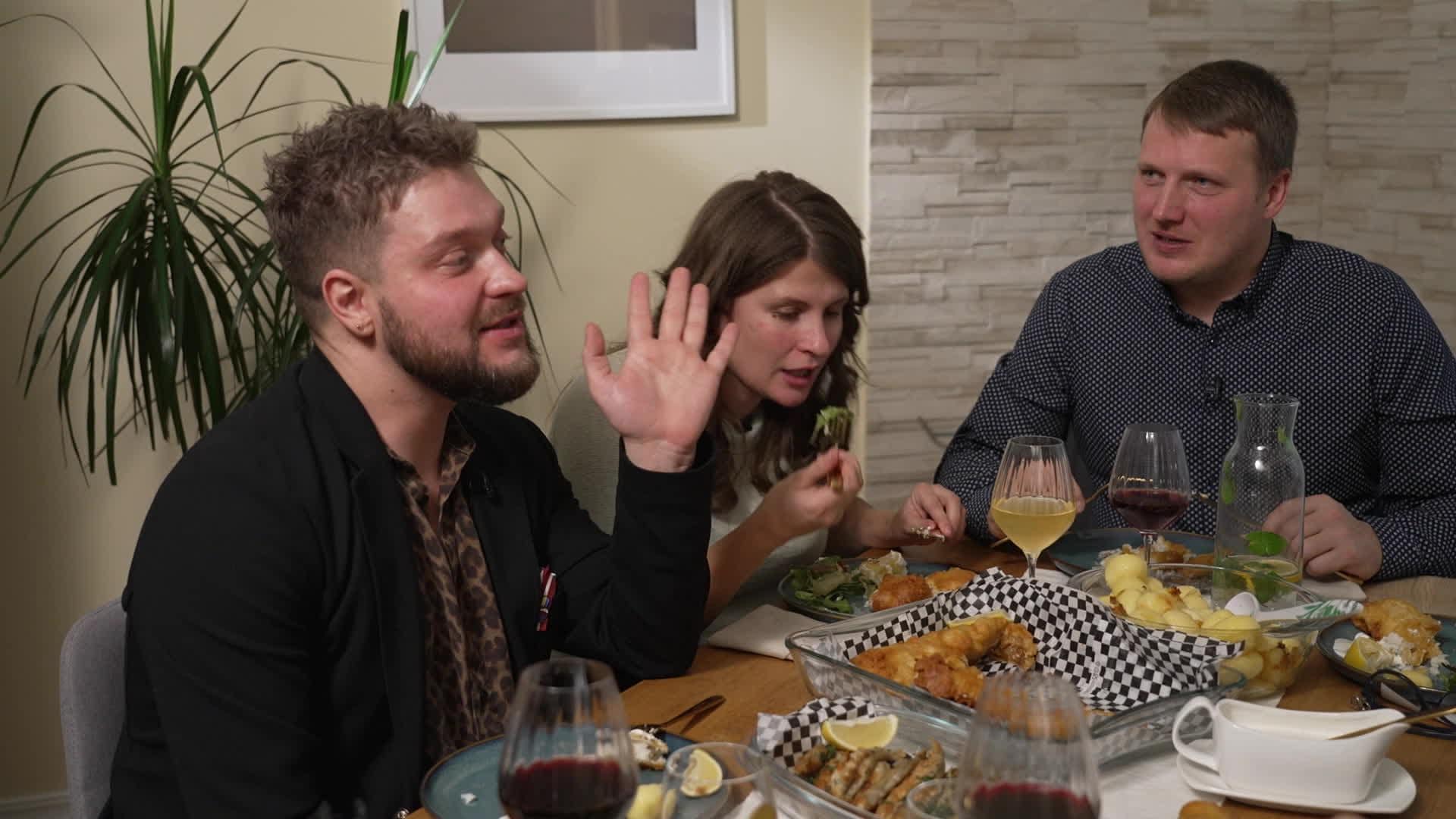 Vakariņš ar savējiem