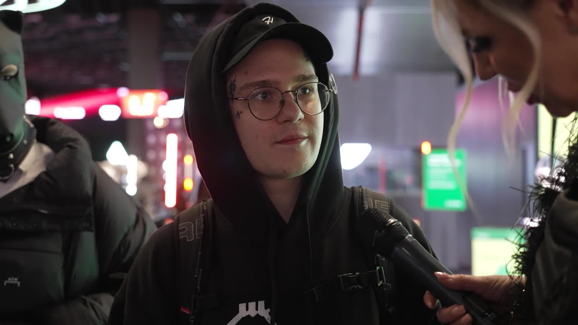 Slavenības. Bez filtra