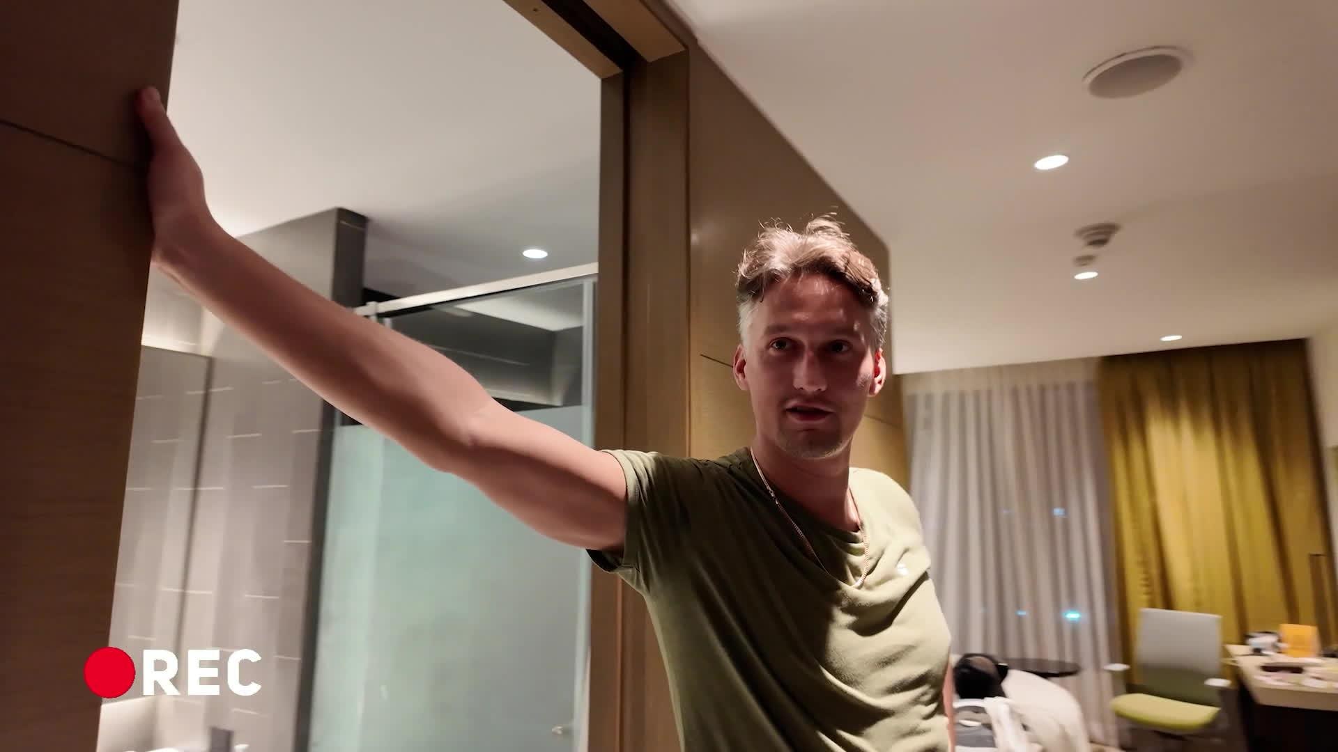 Slavenības. Bez filtra