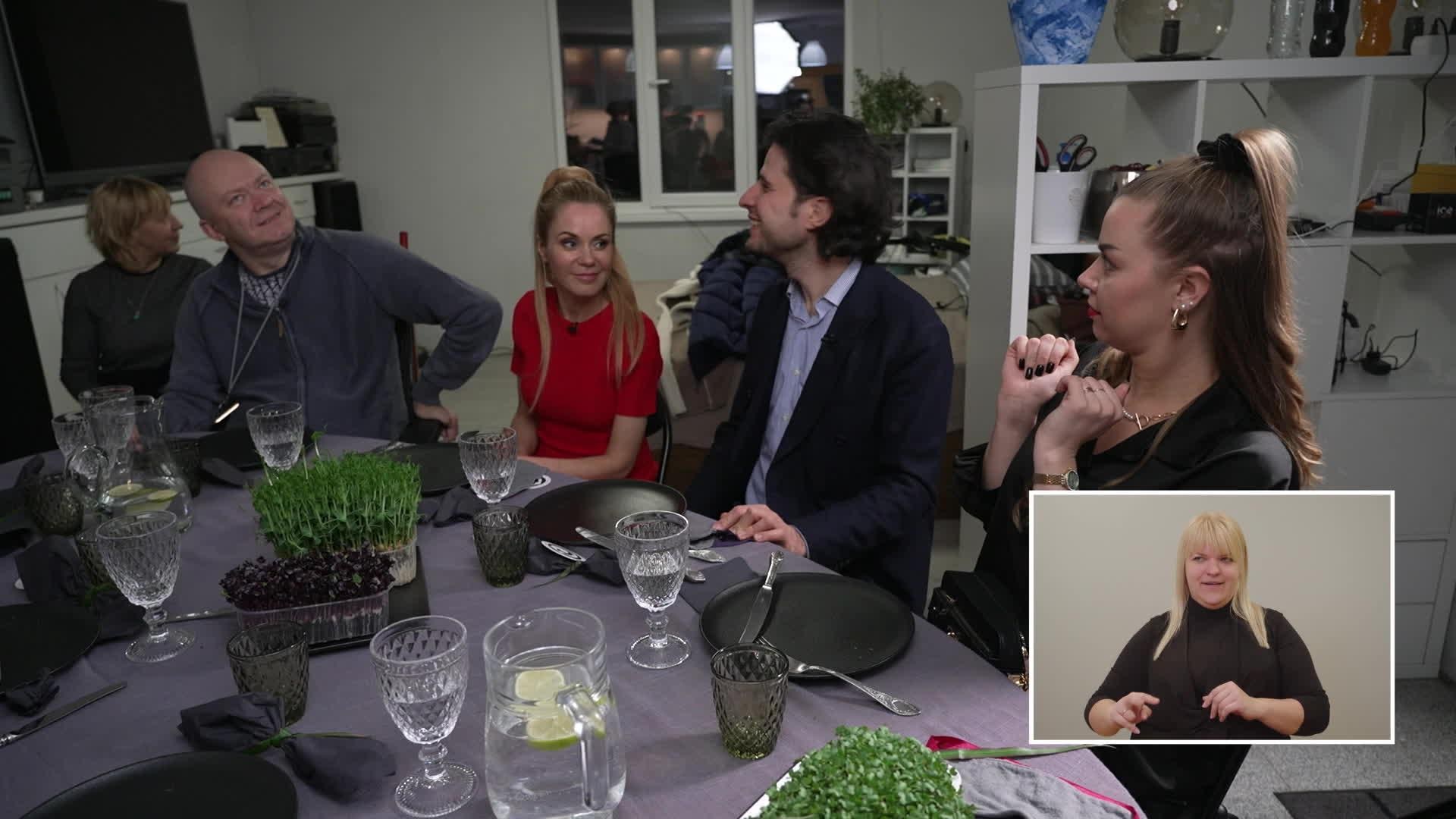 Vakariņš ar savējiem