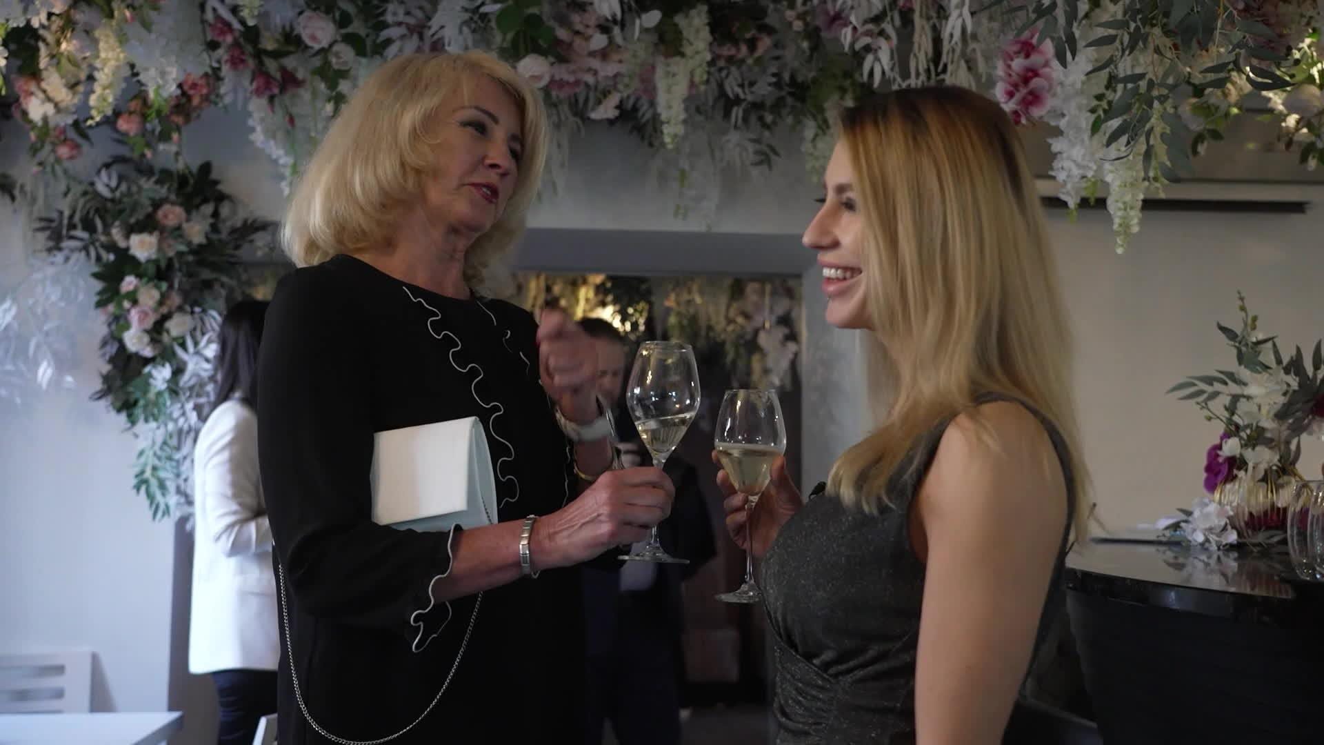 Slavenības. Bez filtra