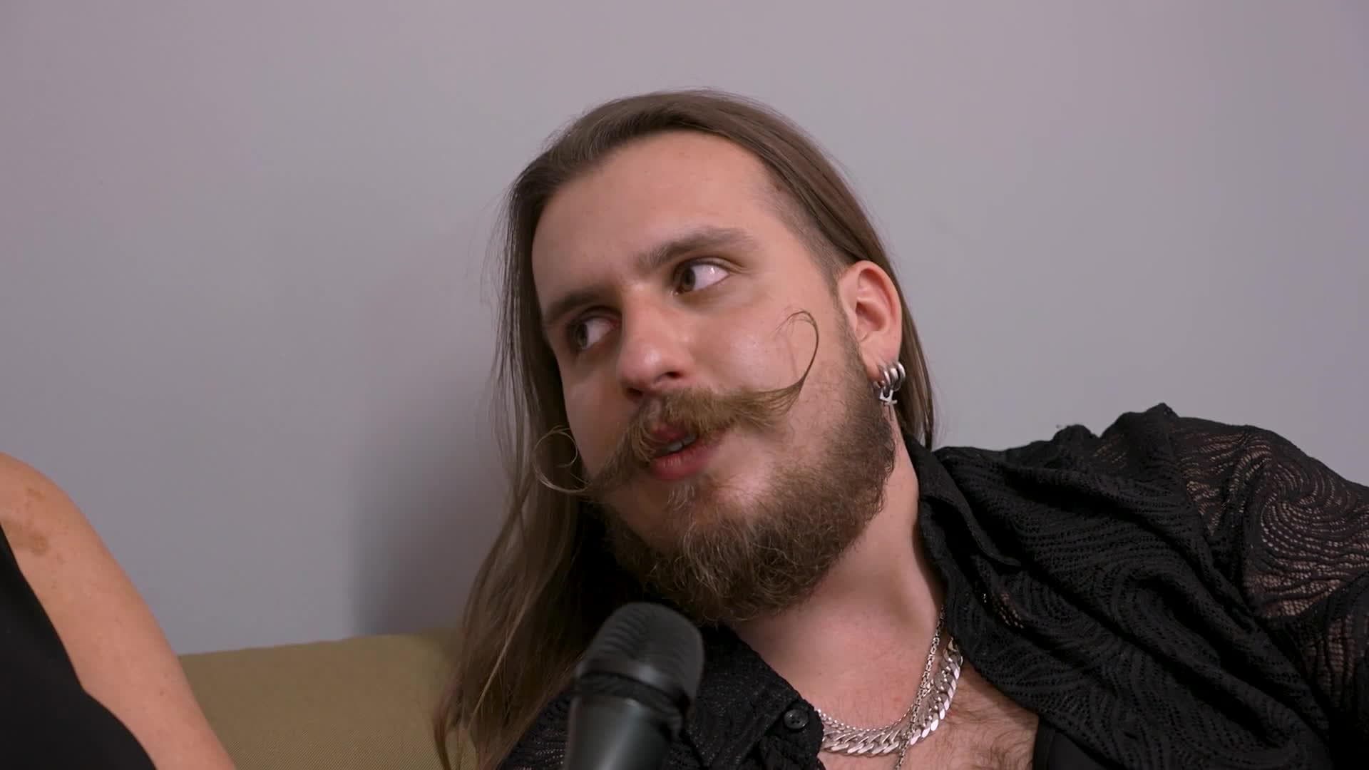 Slavenības. Bez filtra