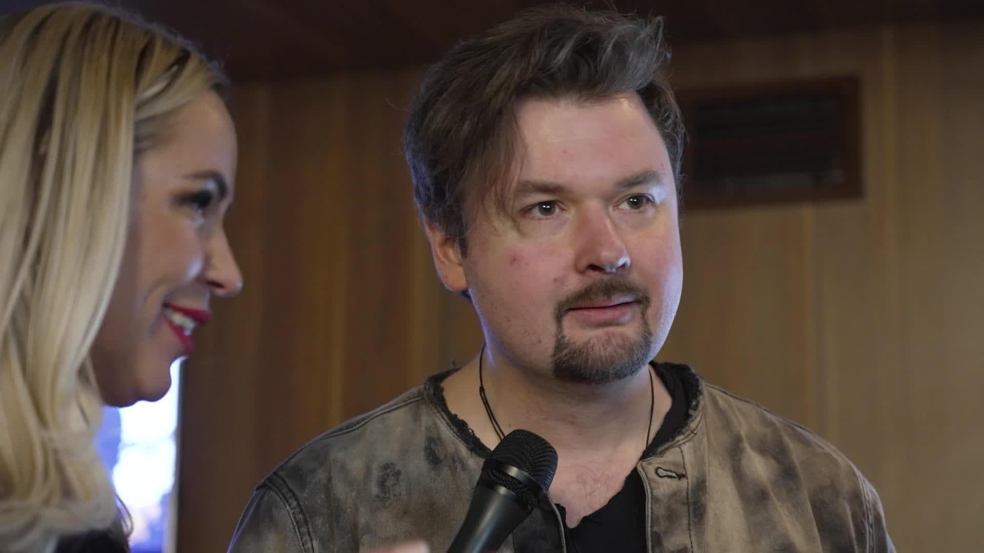 Slavenības. Bez filtra