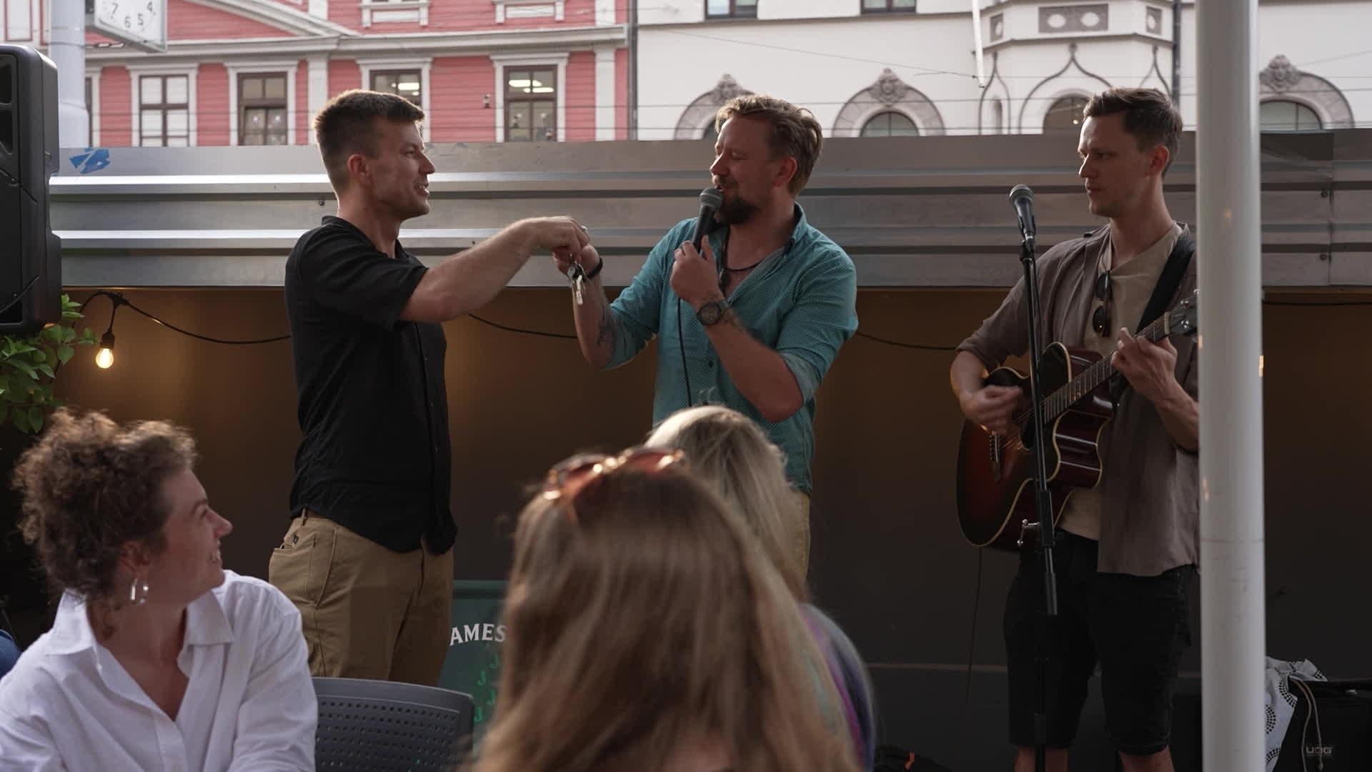 Slavenības. Bez filtra