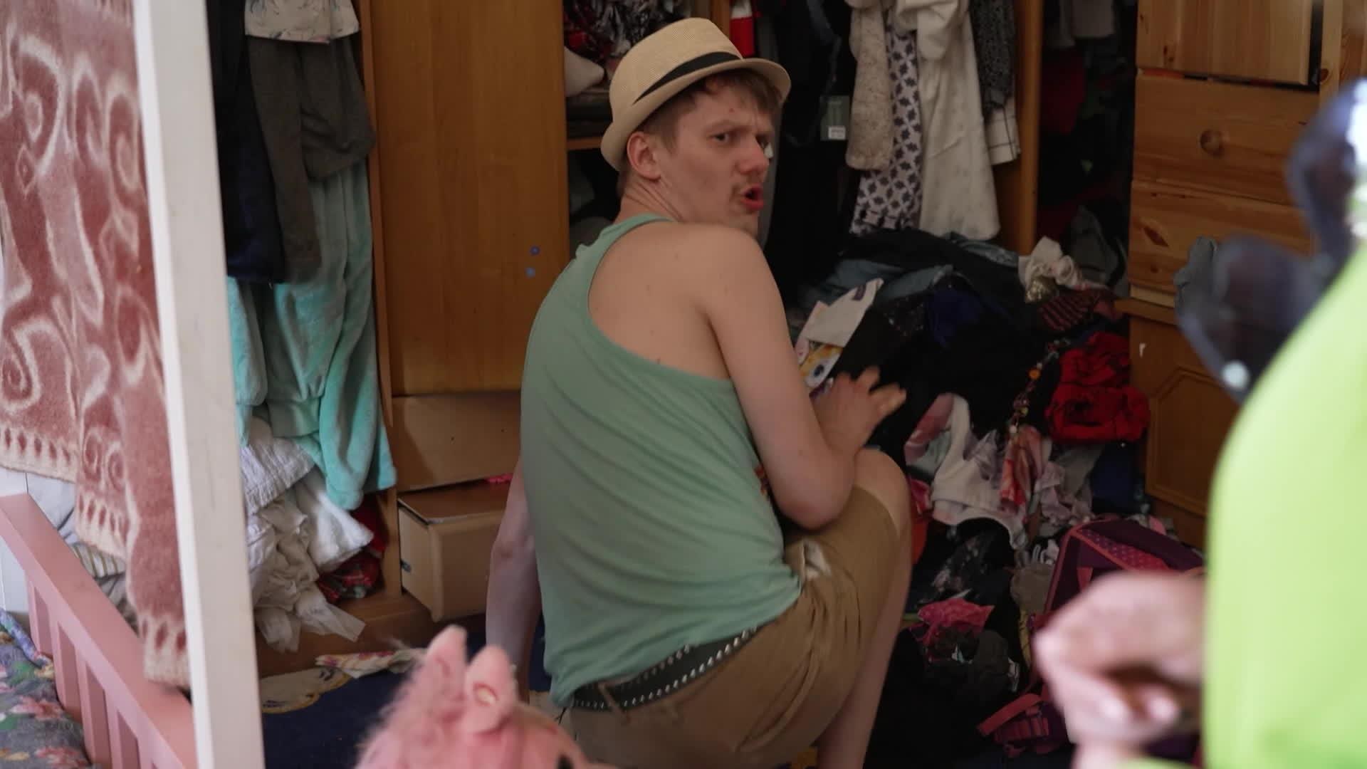 Slavenības. Bez filtra