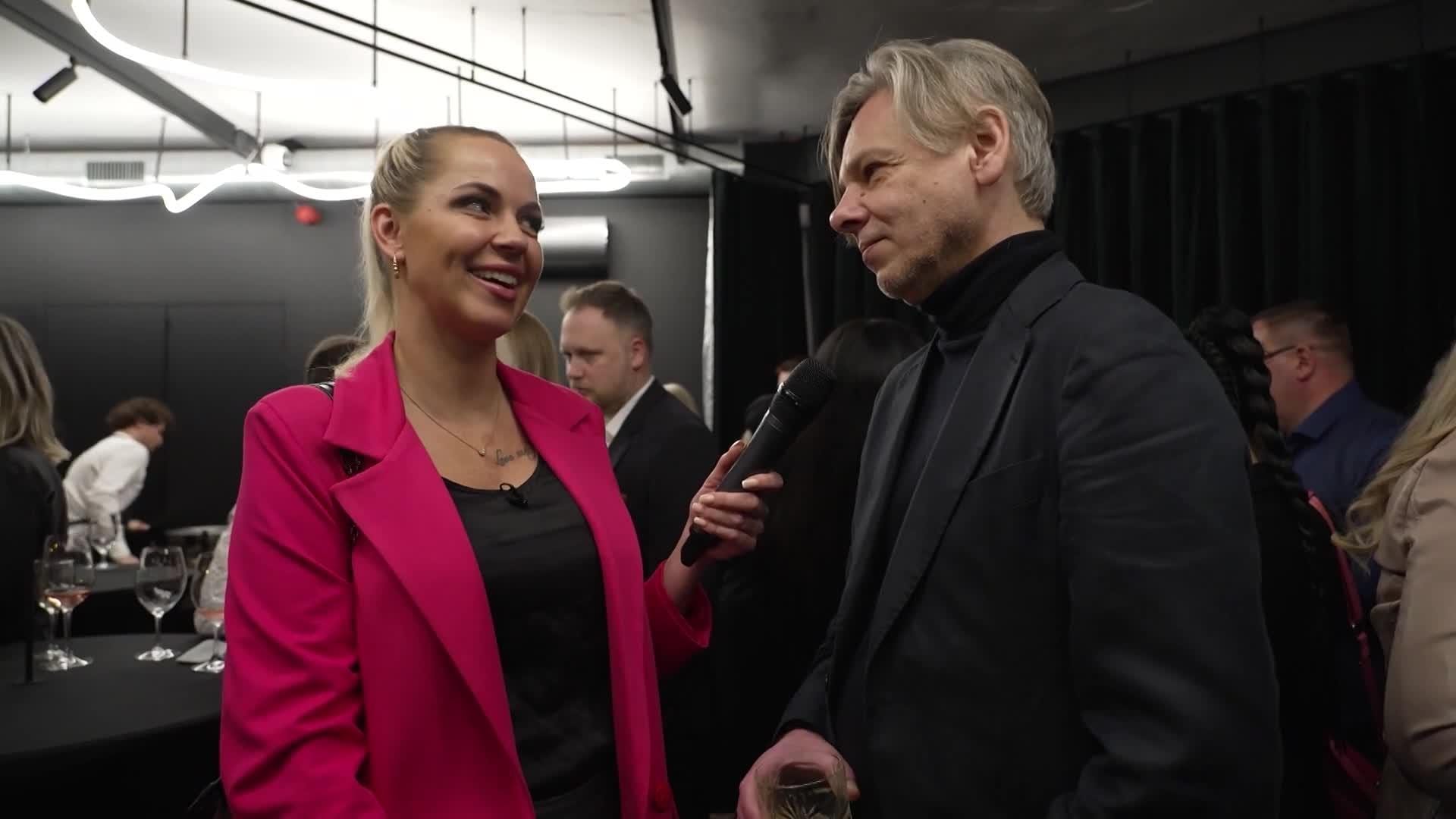 Slavenības. Bez filtra