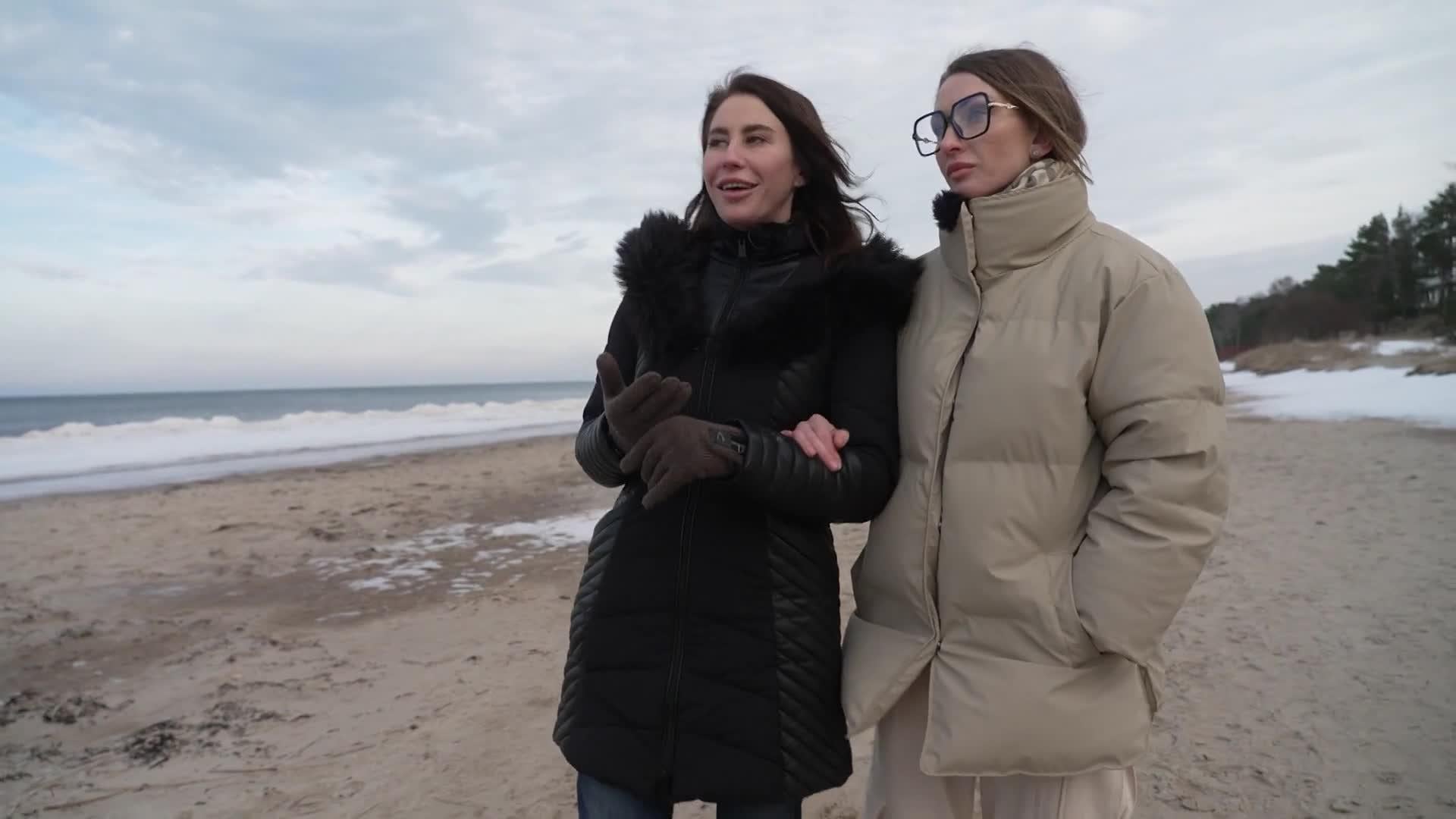 Slavenības. Bez filtra